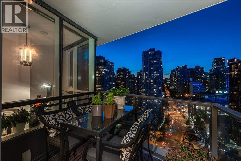 Ph2015 68 Smithe Street Property Photo 13