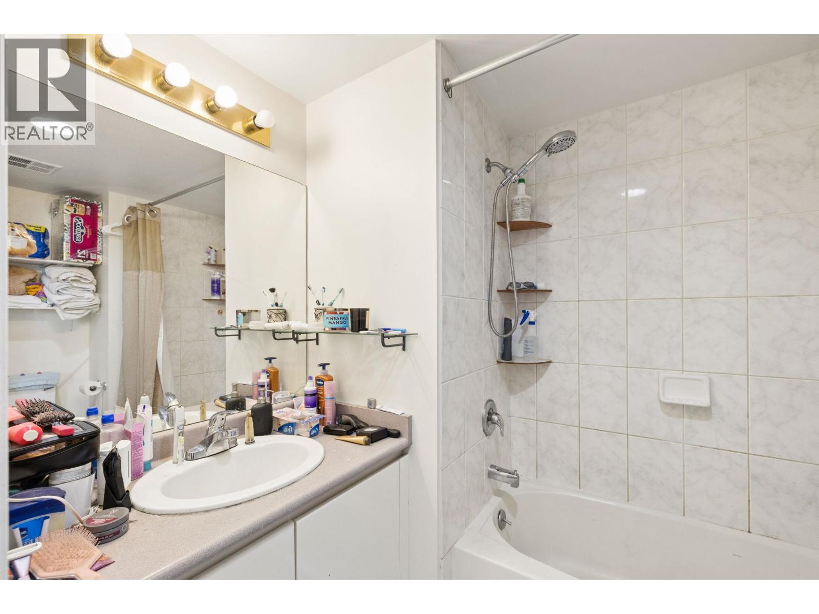 1606 9633 Manchester Drive Property Photo 22