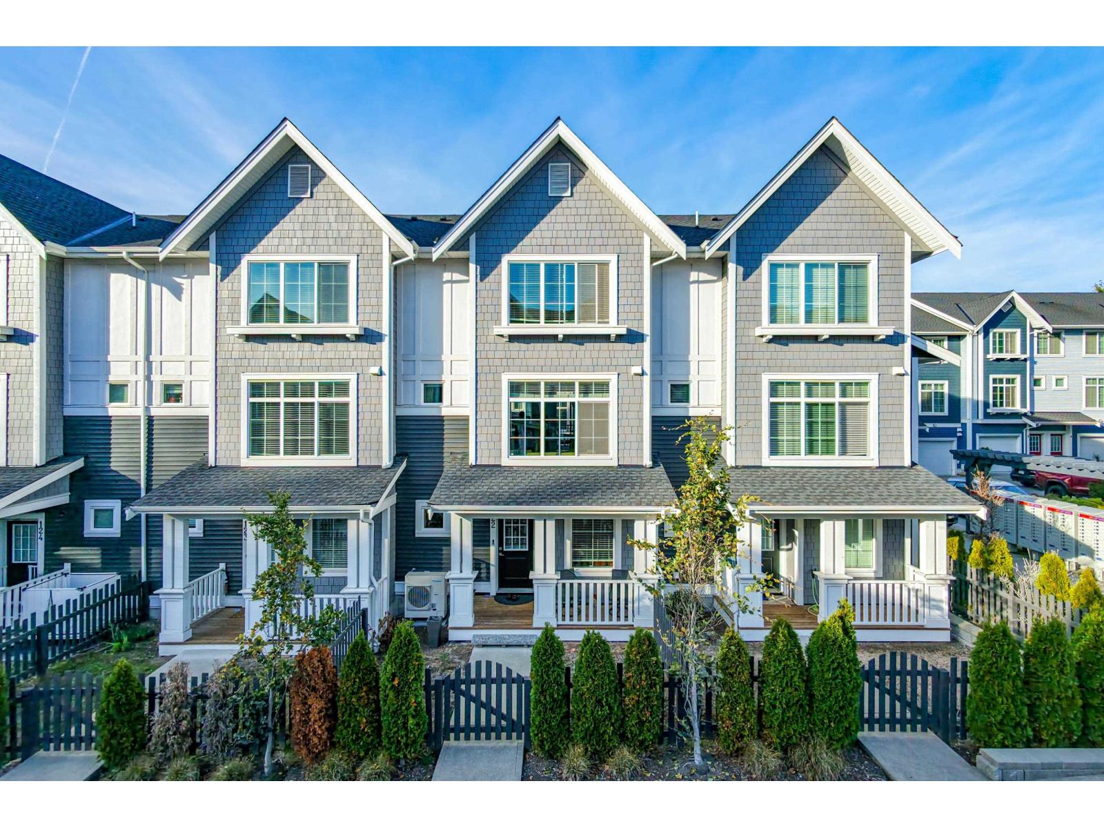122 20180 84 AVENUE Property Photo 1