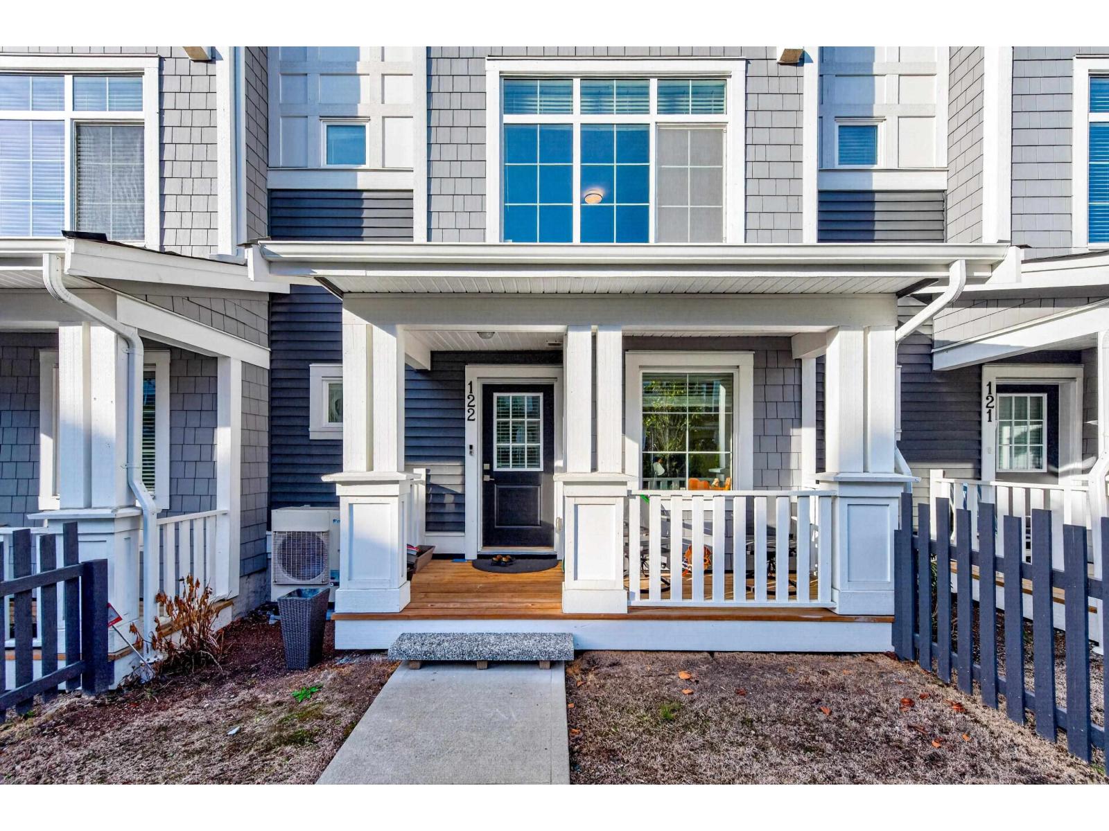 122 20180 84 Avenue Property Photo 3