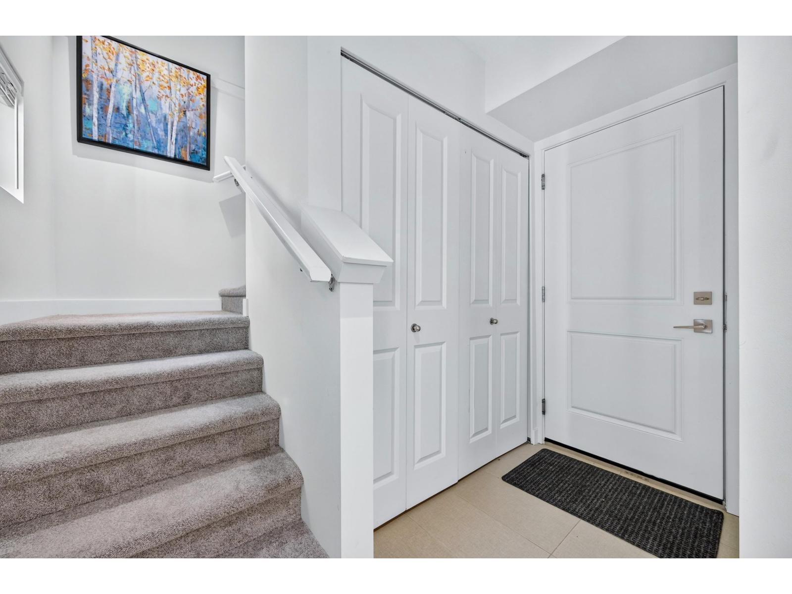 122 20180 84 Avenue Property Photo 6
