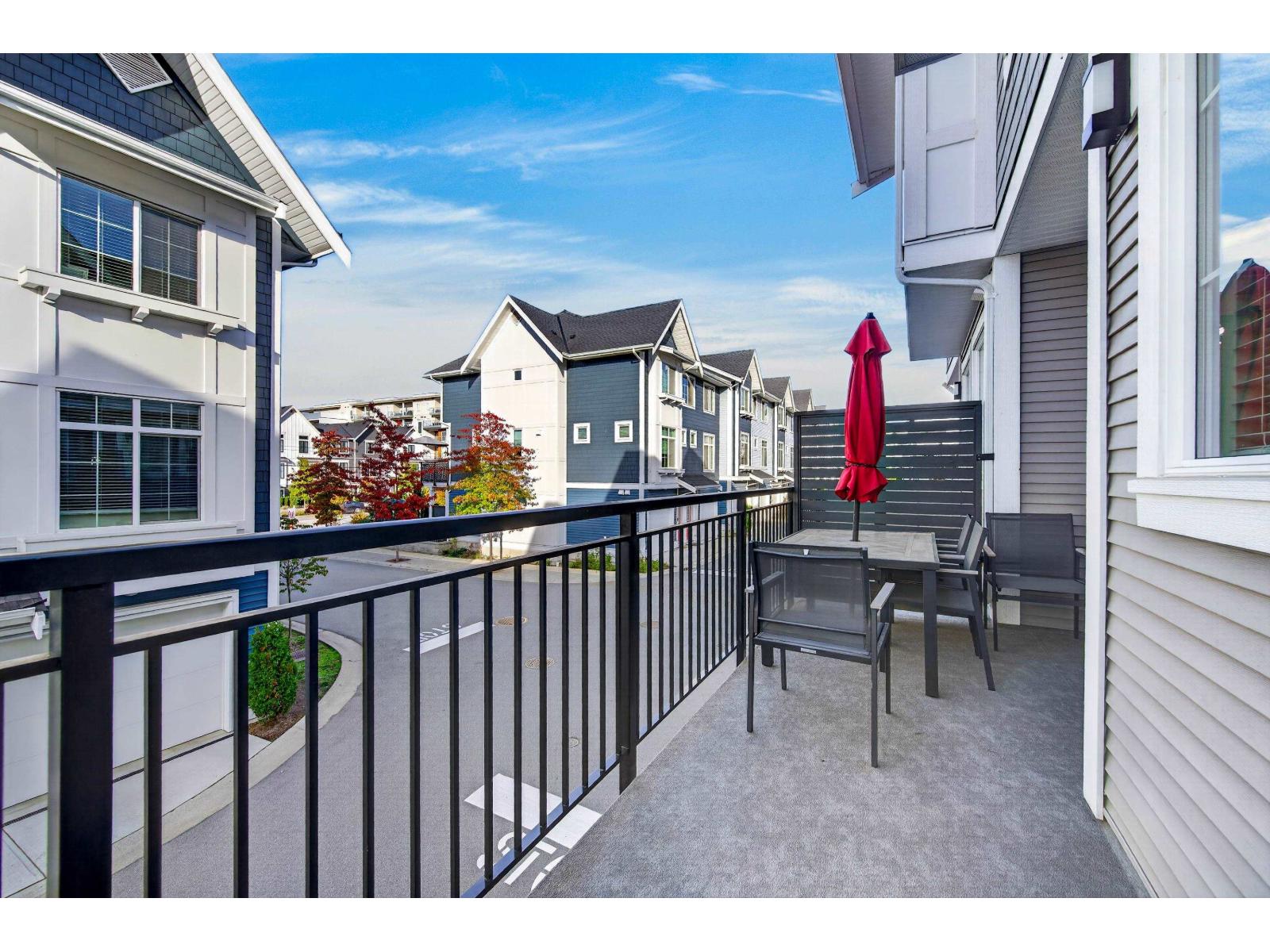 122 20180 84 Avenue Property Photo 14
