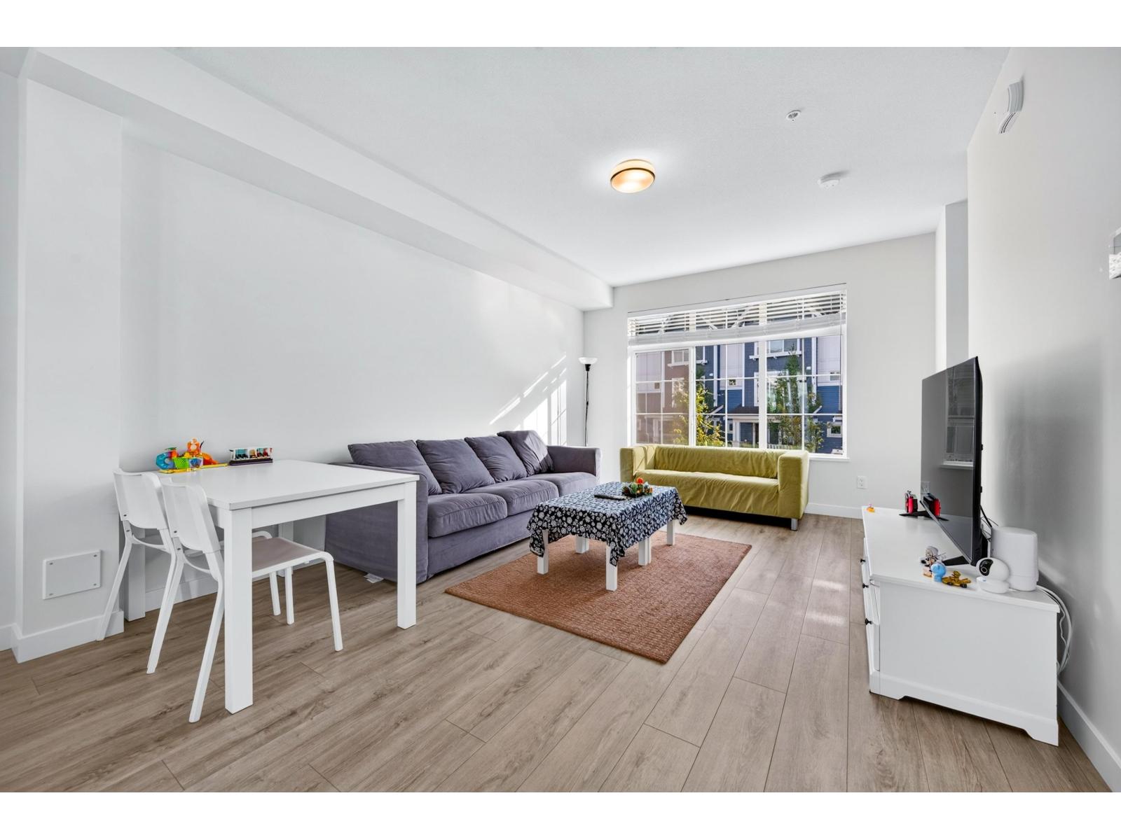 122 20180 84 Avenue Property Photo 17