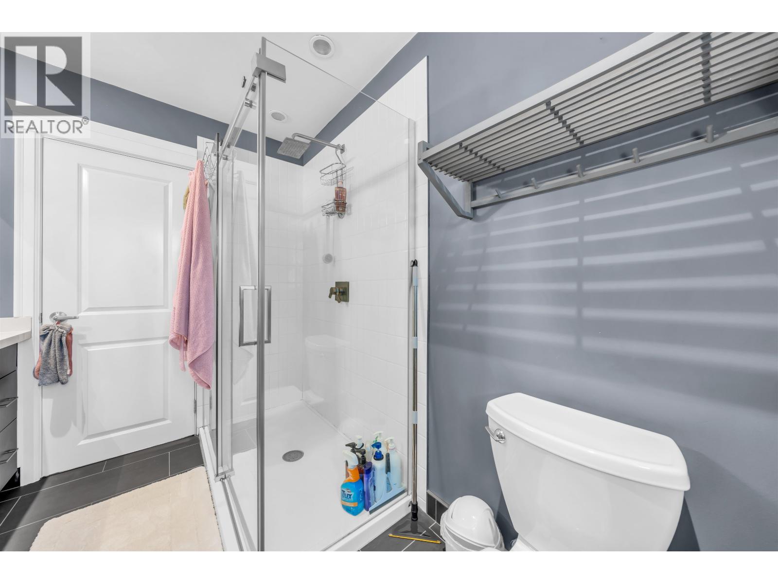 8758 Crest Drive Property Photo 34