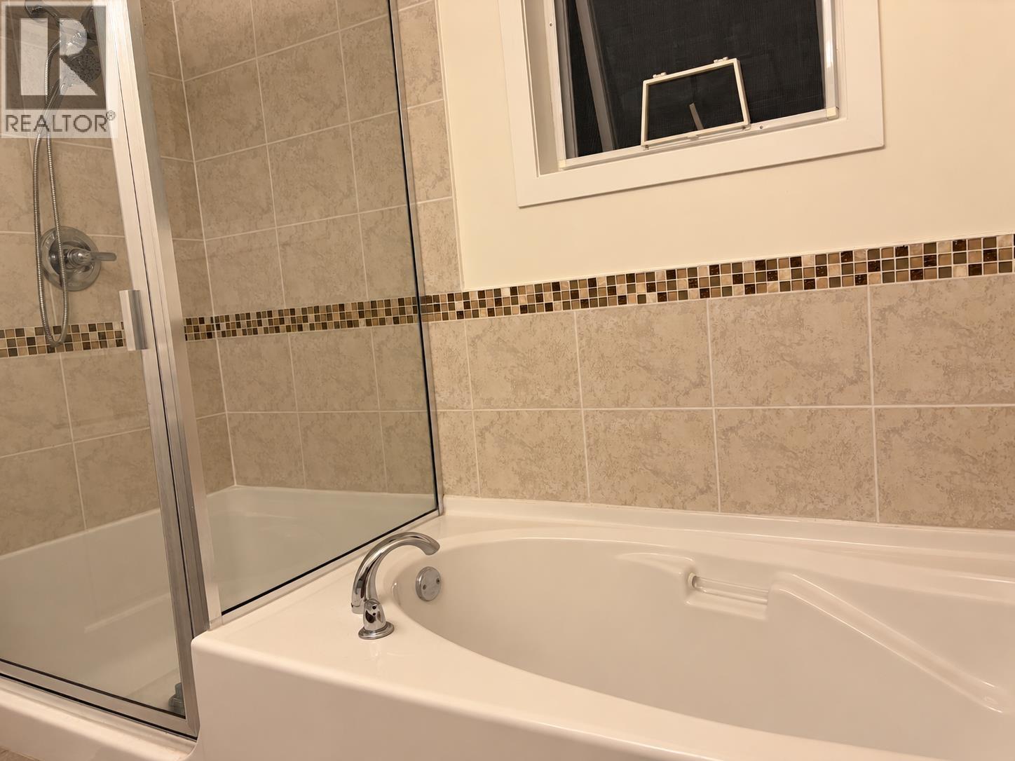 2x 5580 Moncton Street Property Photo 6