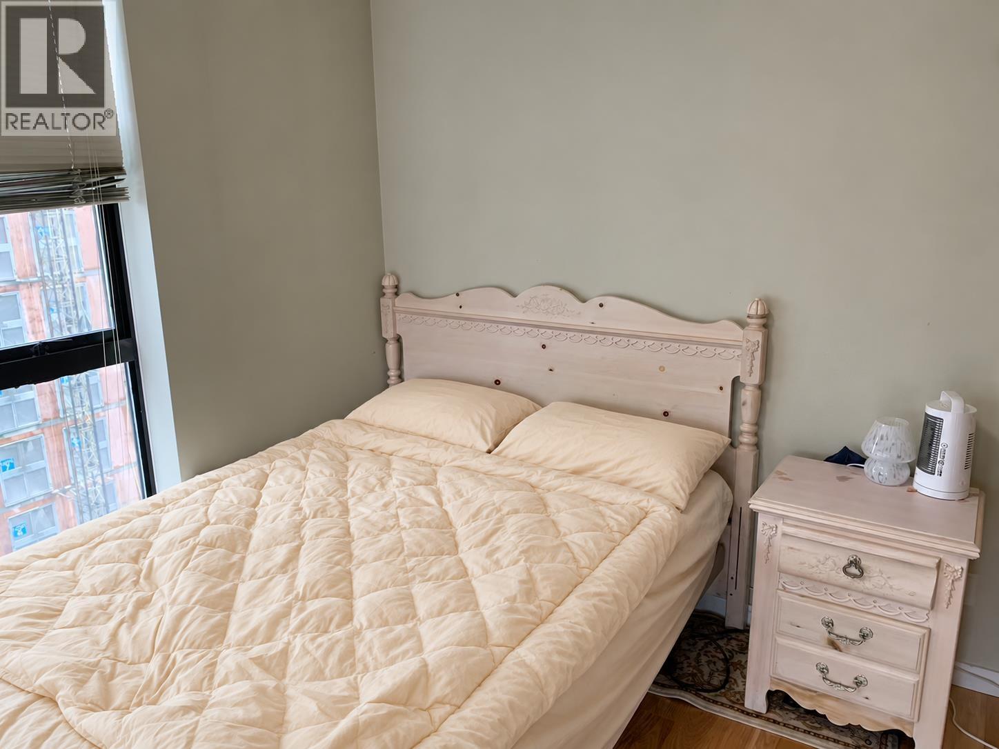 15xx Main Bedroom-1295 Richards Street Property Photo 3