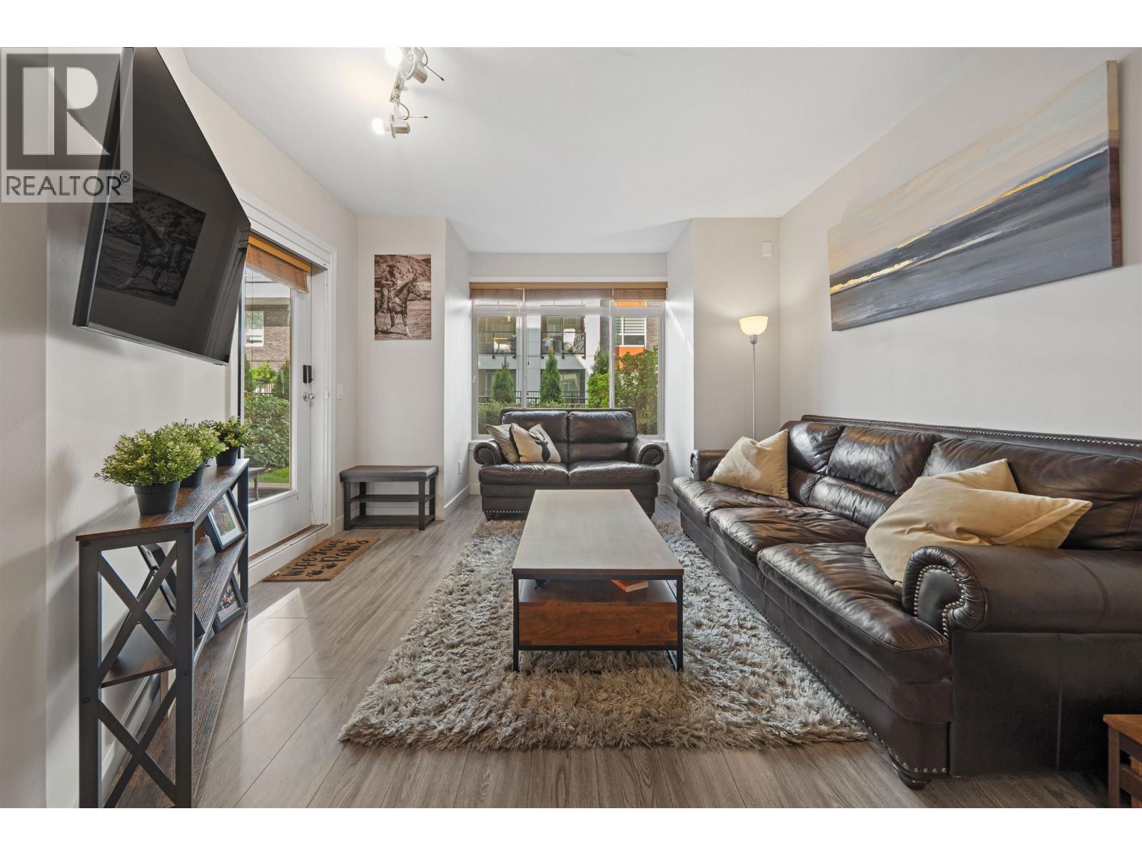 114 11887 Burnett Street Property Photo 1