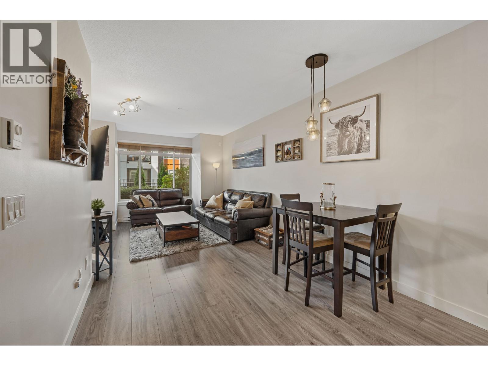 114 11887 Burnett Street Property Photo 6