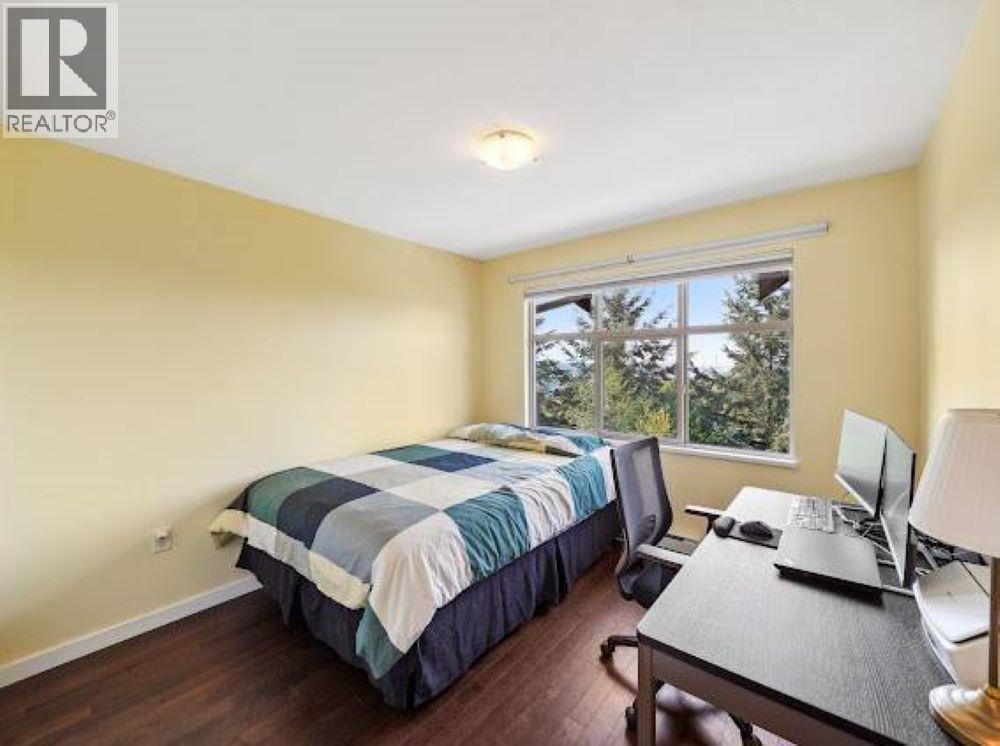 320 Decaire Street Property Photo 19