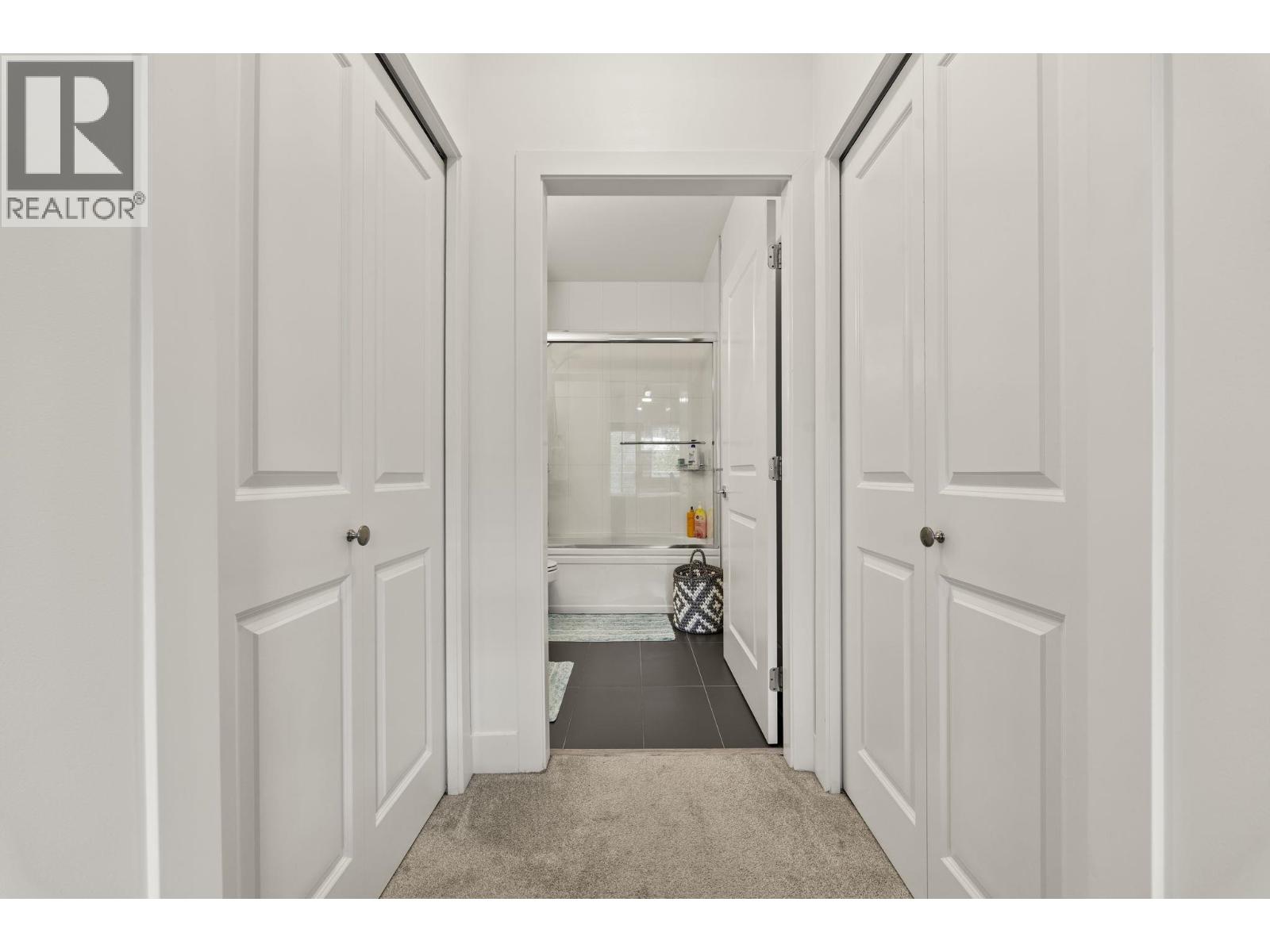 304 2389 Hawthorne Avenue Property Photo 13