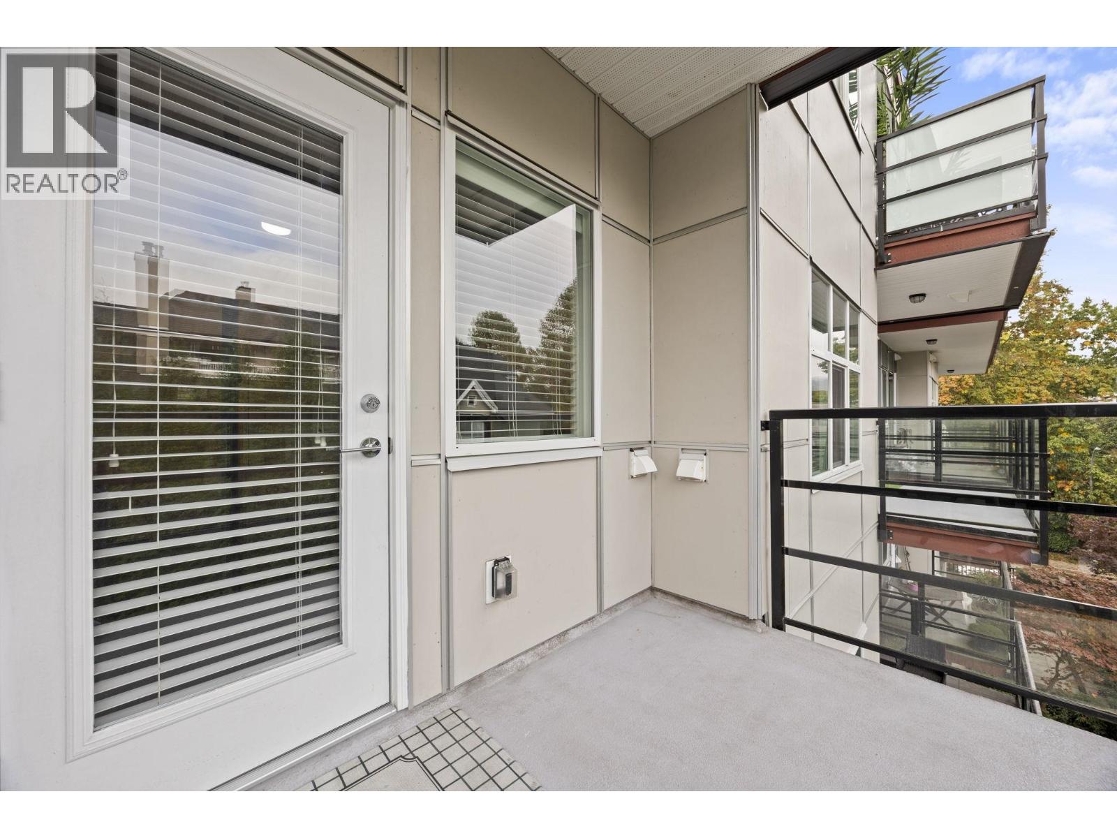 304 2389 Hawthorne Avenue Property Photo 16