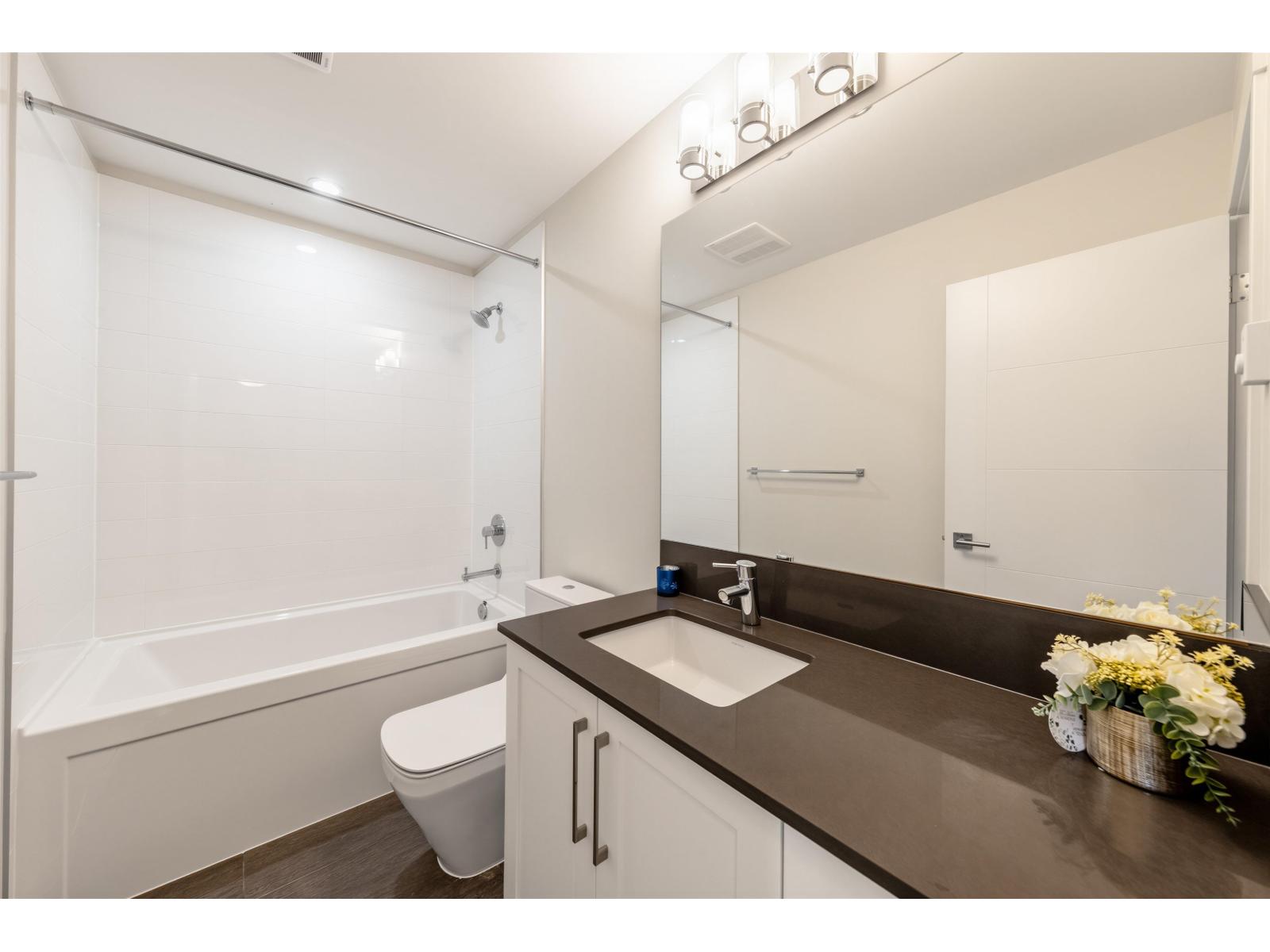 16476 24a Avenue Property Photo 25