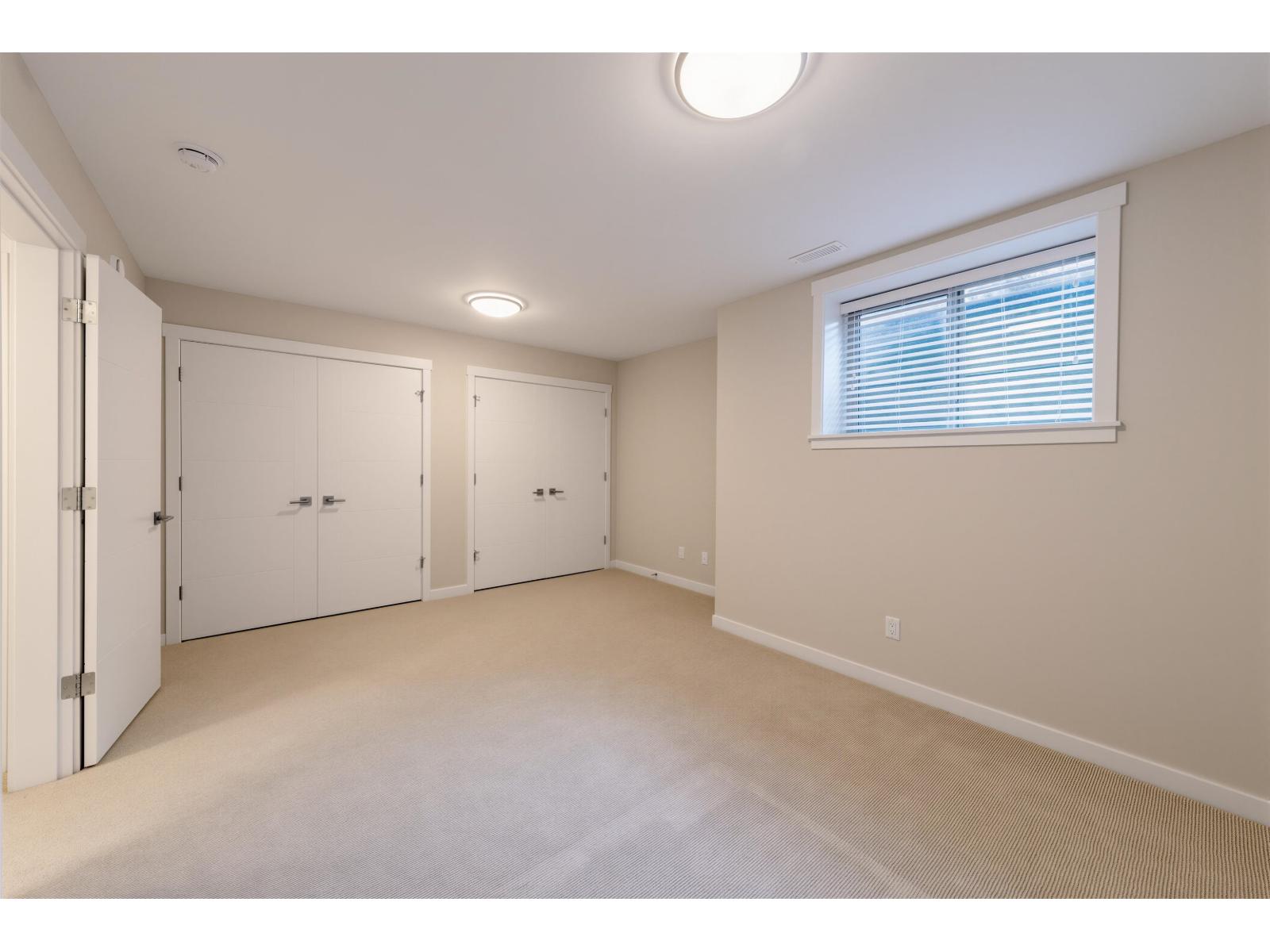 16476 24a Avenue Property Photo 30