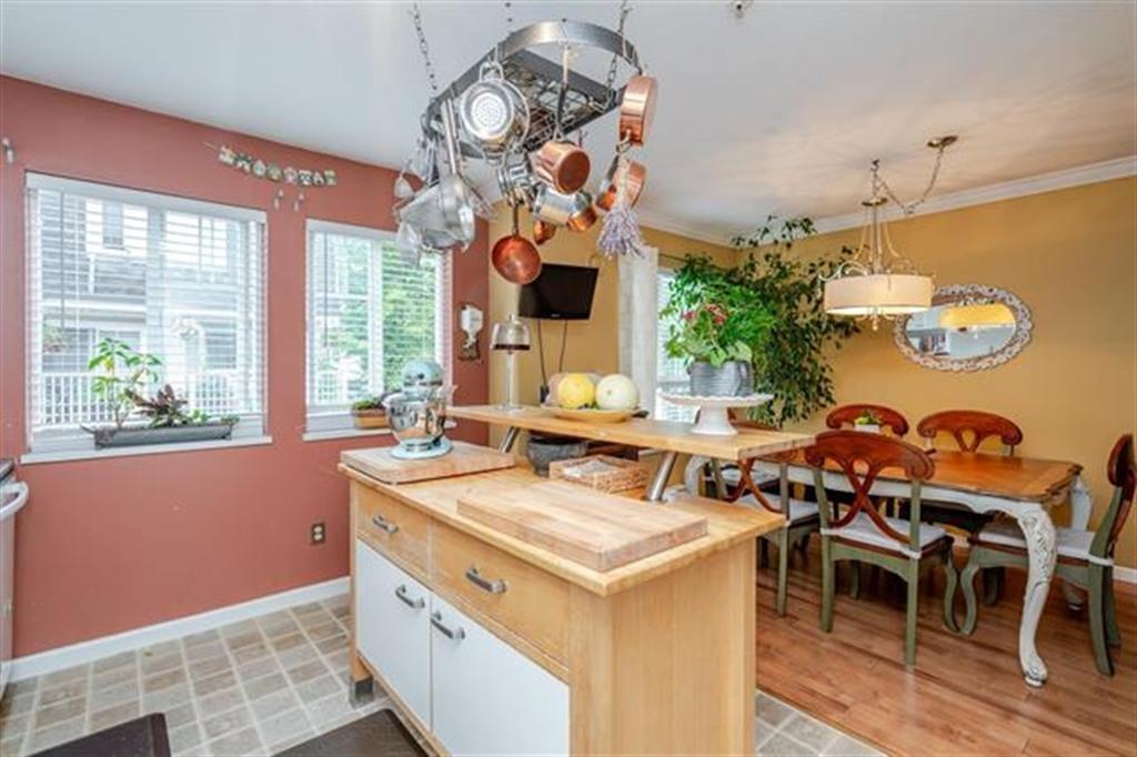 70 8930 Walnut Grove Drive Property Photo 4