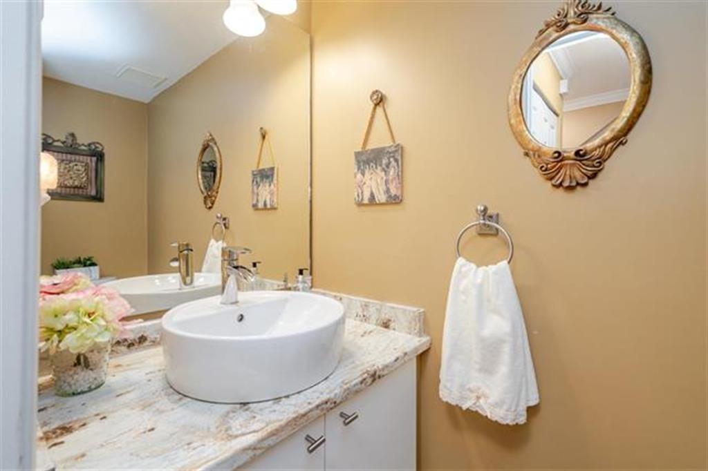 70 8930 Walnut Grove Drive Property Photo 23