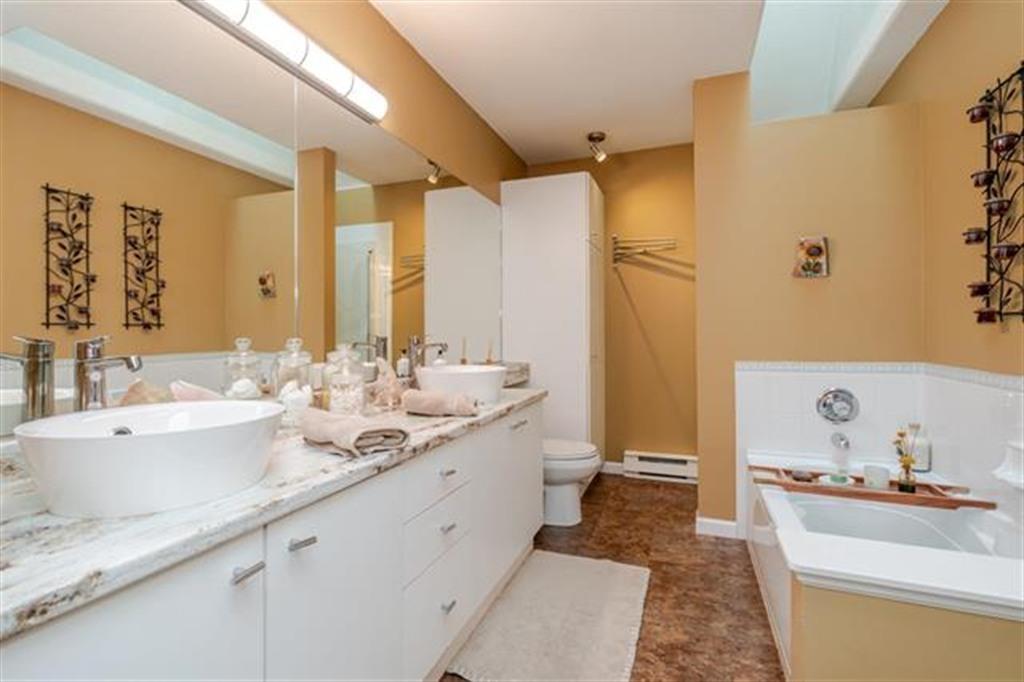 70 8930 Walnut Grove Drive Property Photo 31