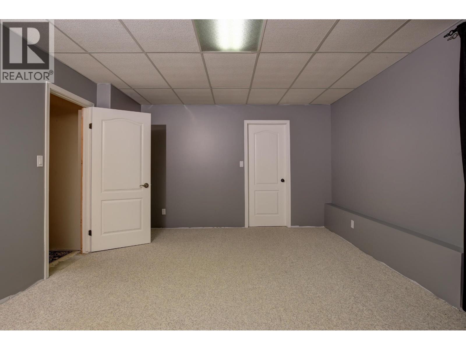 599 Pearkes Drive Property Photo 30