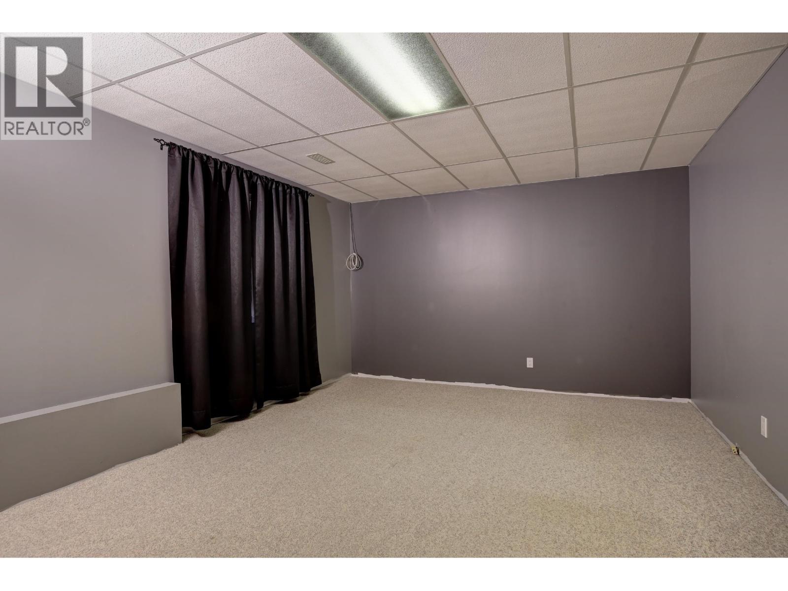 599 Pearkes Drive Property Photo 31