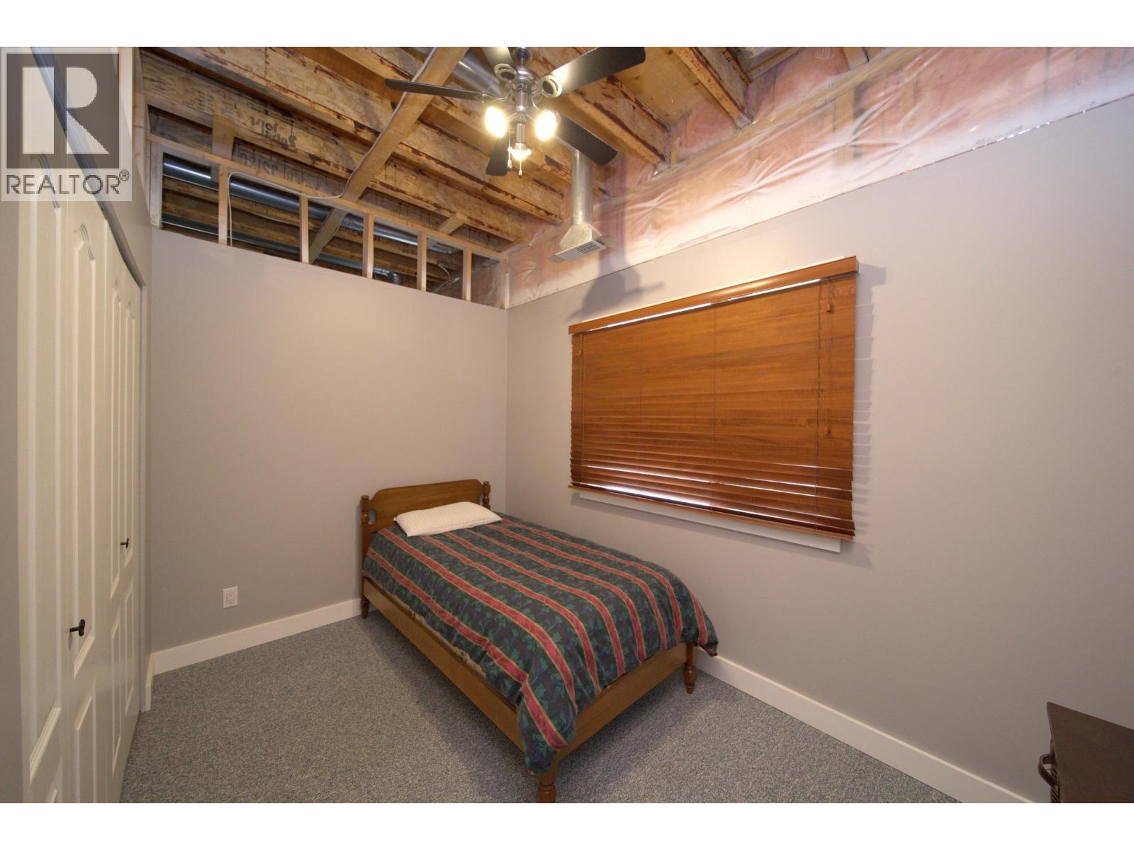 599 Pearkes Drive Property Photo 35