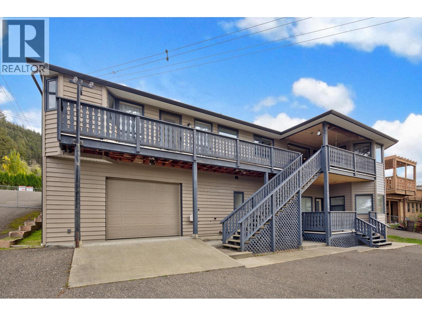 599 Pearkes Drive Property Photo 39