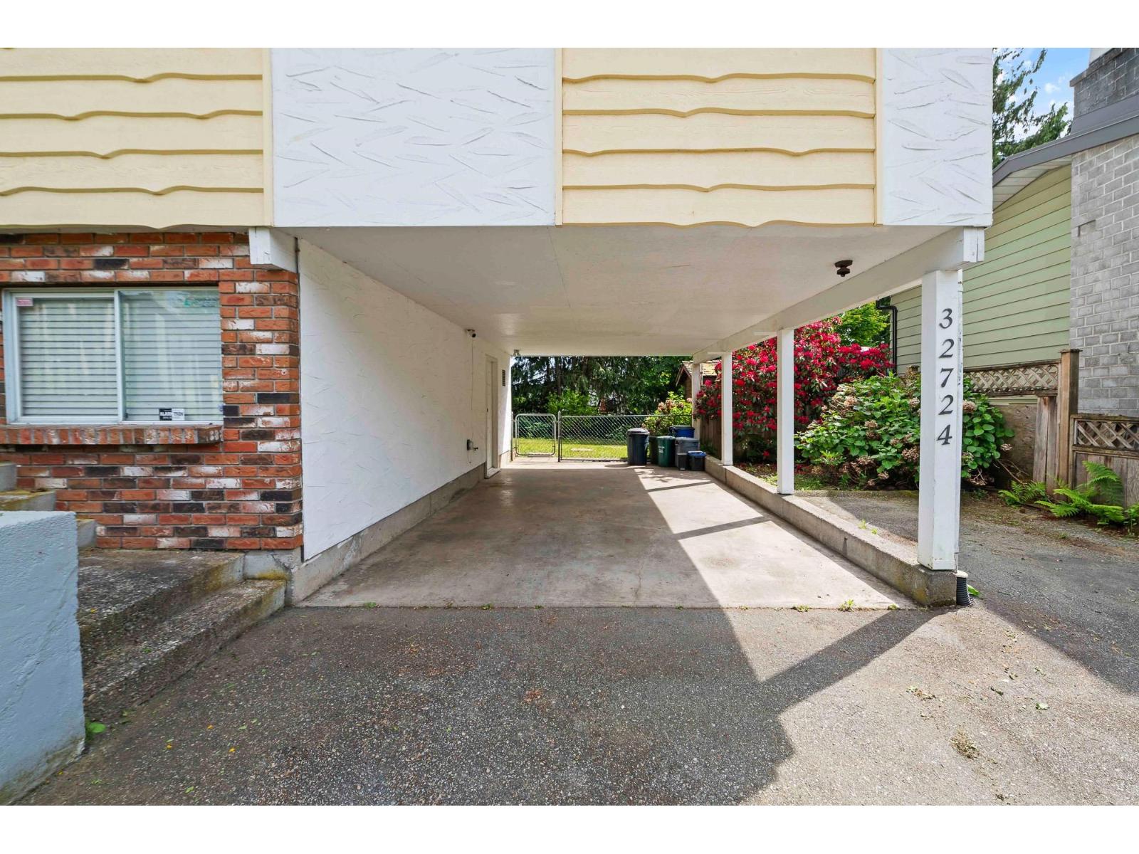 32724 Mcrae Avenue Property Photo 2