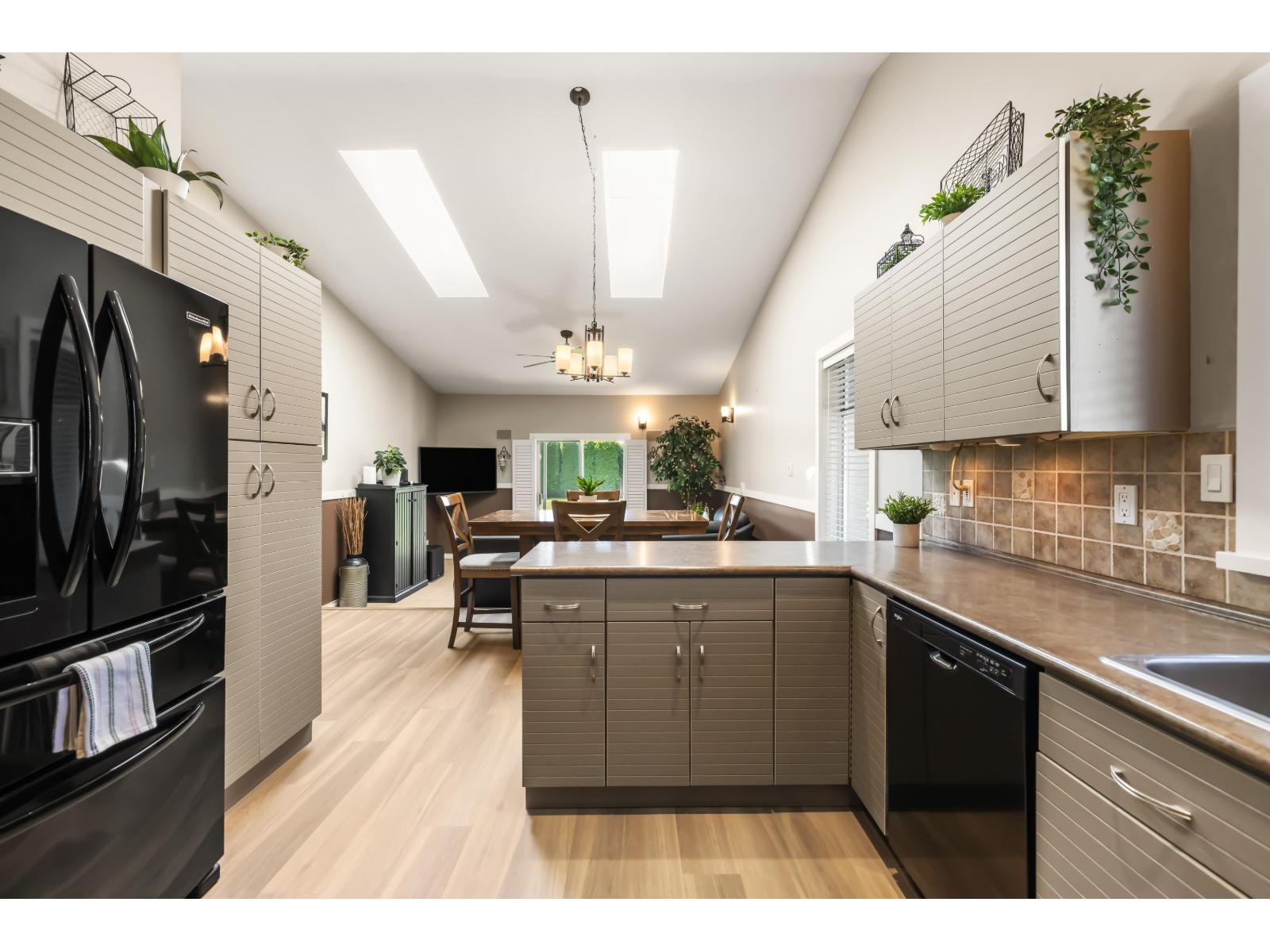 15430 Kilmore Close Property Photo 18