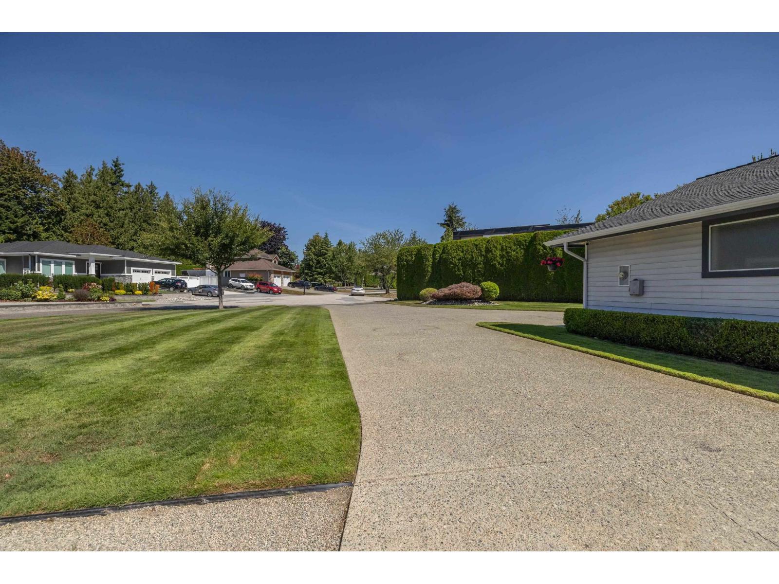 15430 Kilmore Close Property Photo 37