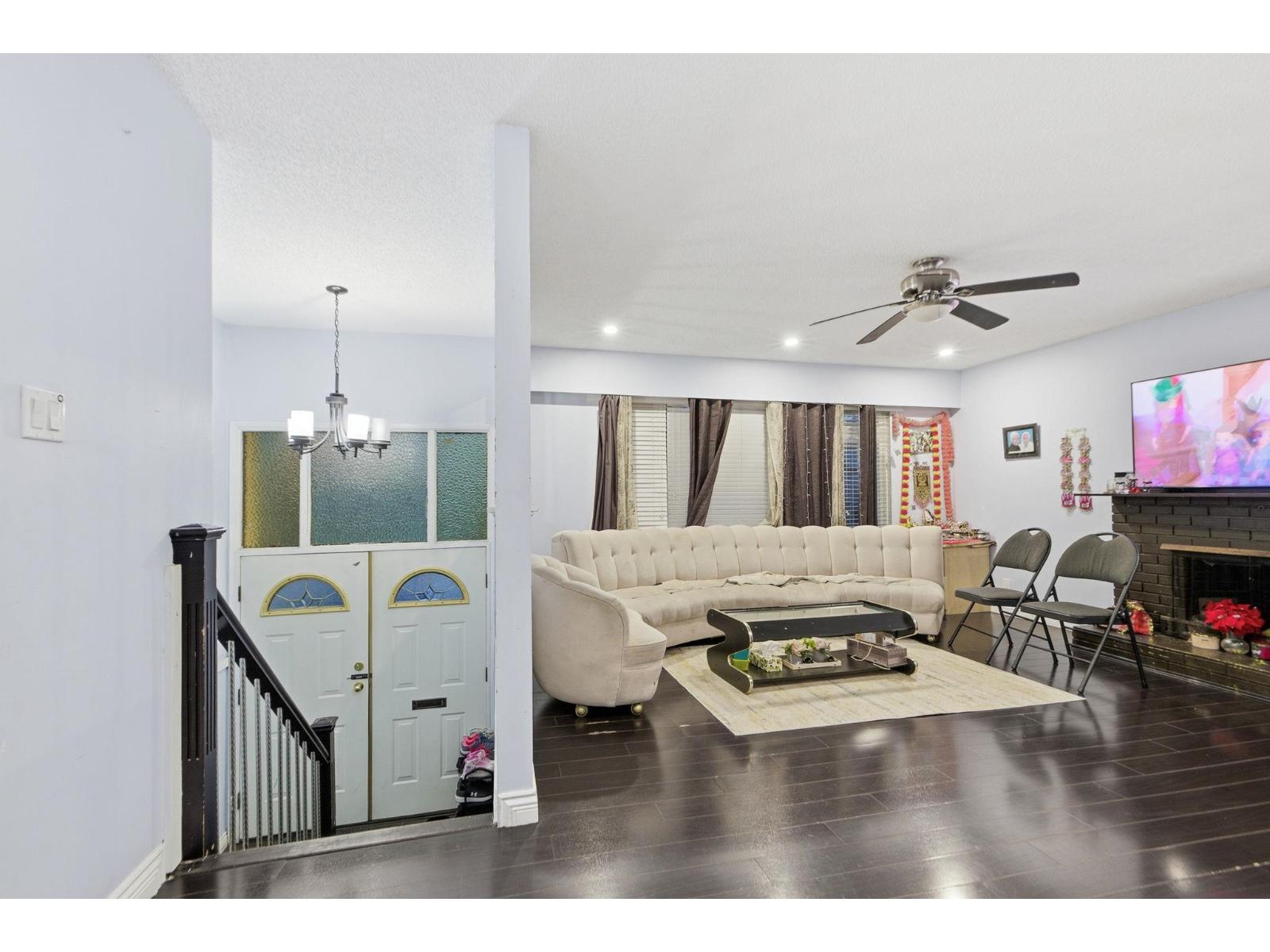 12959 Carluke Crescent Property Photo 6