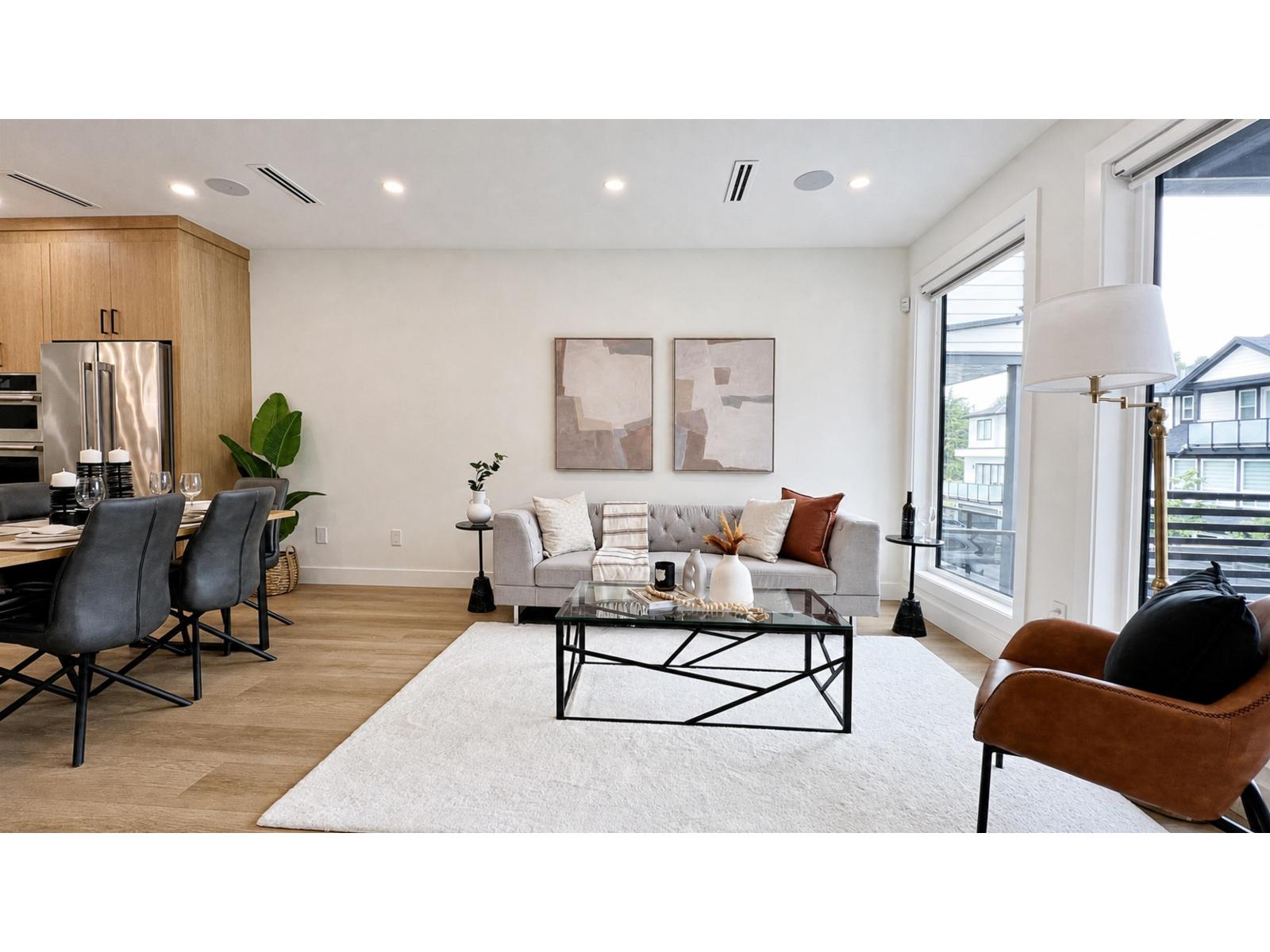 16521 20 Avenue Property Photo 5