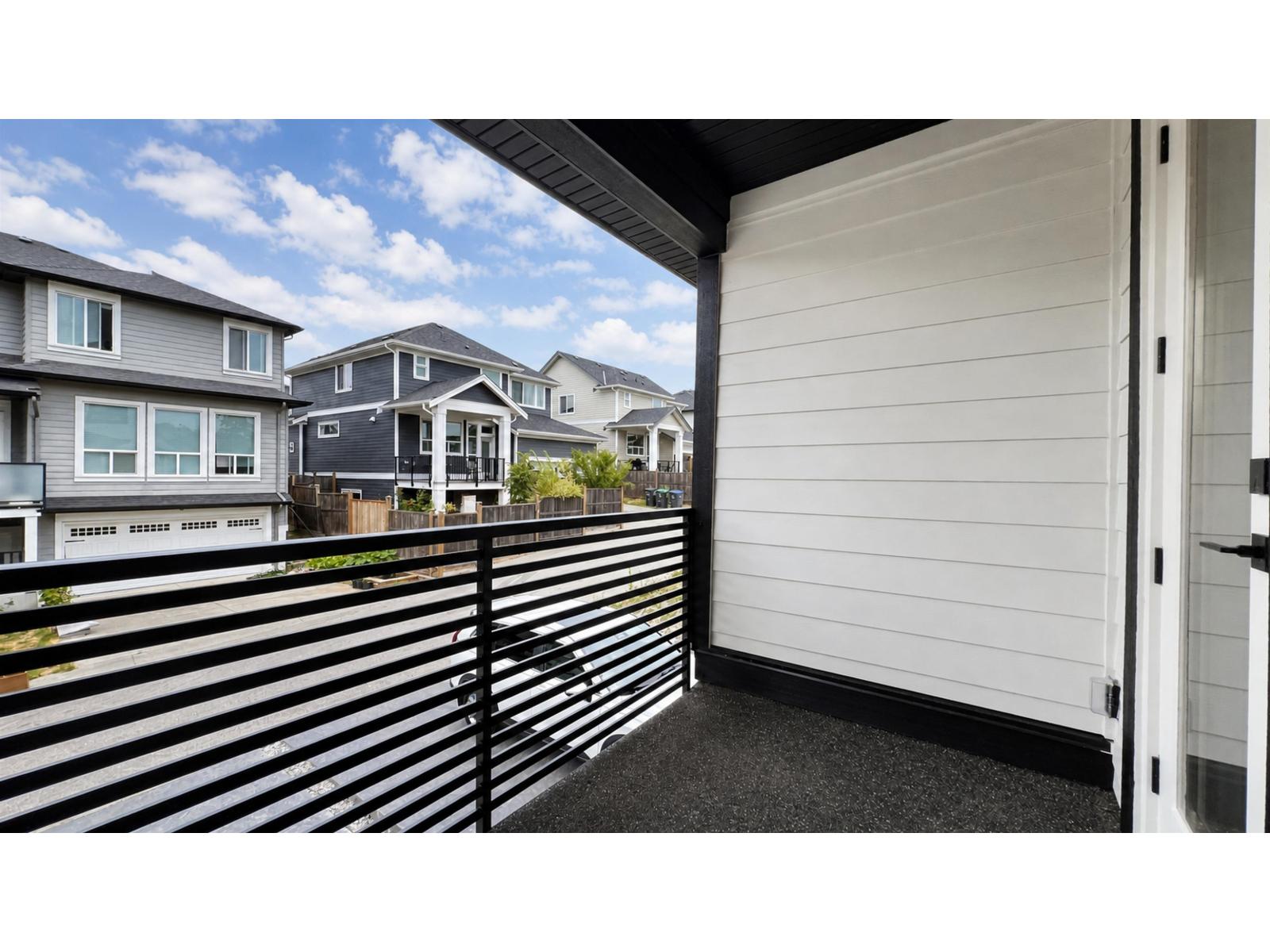 16521 20 Avenue Property Photo 15