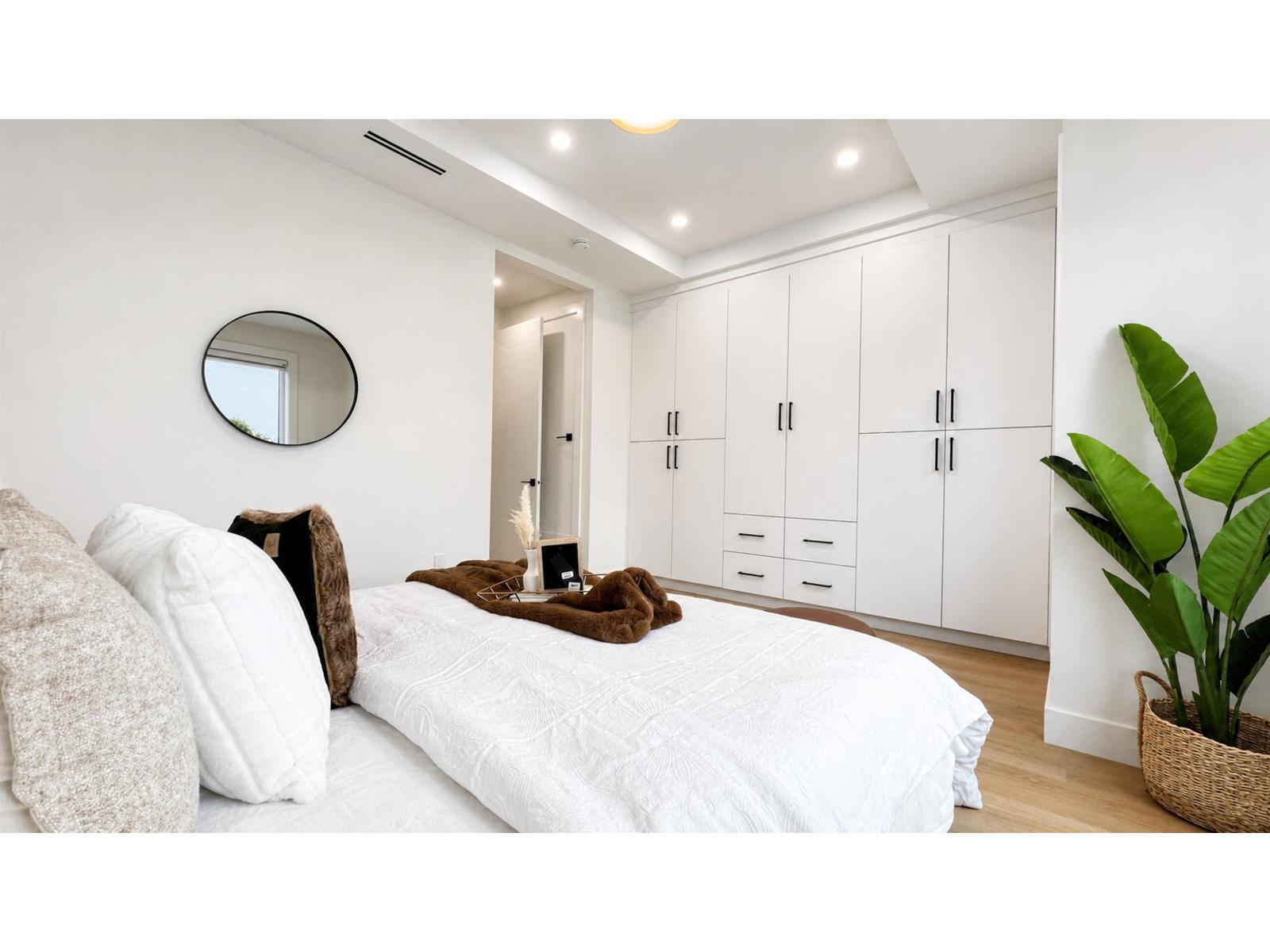 16521 20 Avenue Property Photo 19