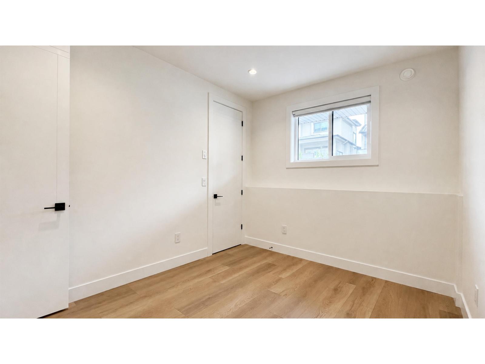 16521 20 Avenue Property Photo 28