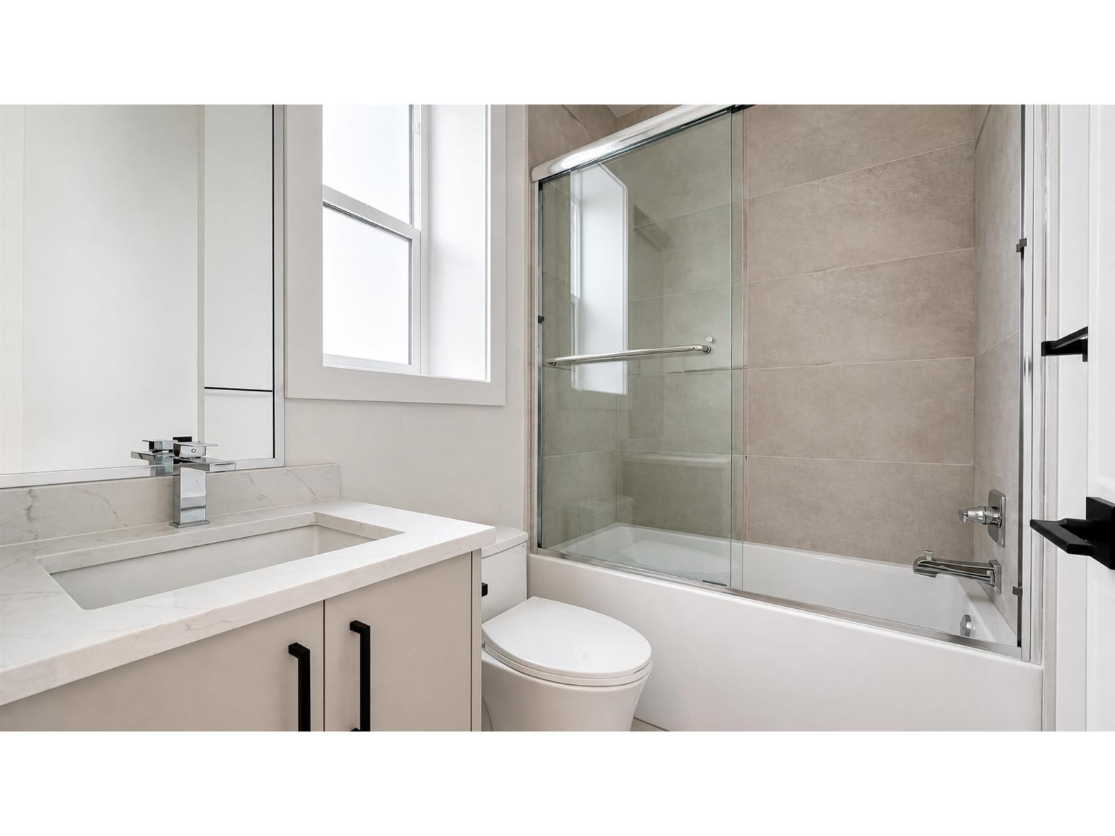 16521 20 Avenue Property Photo 30
