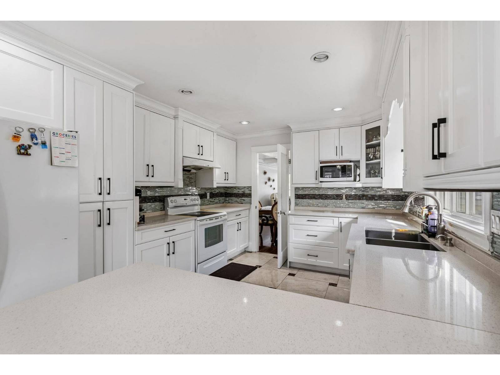 14120 88a Avenue Property Photo 8