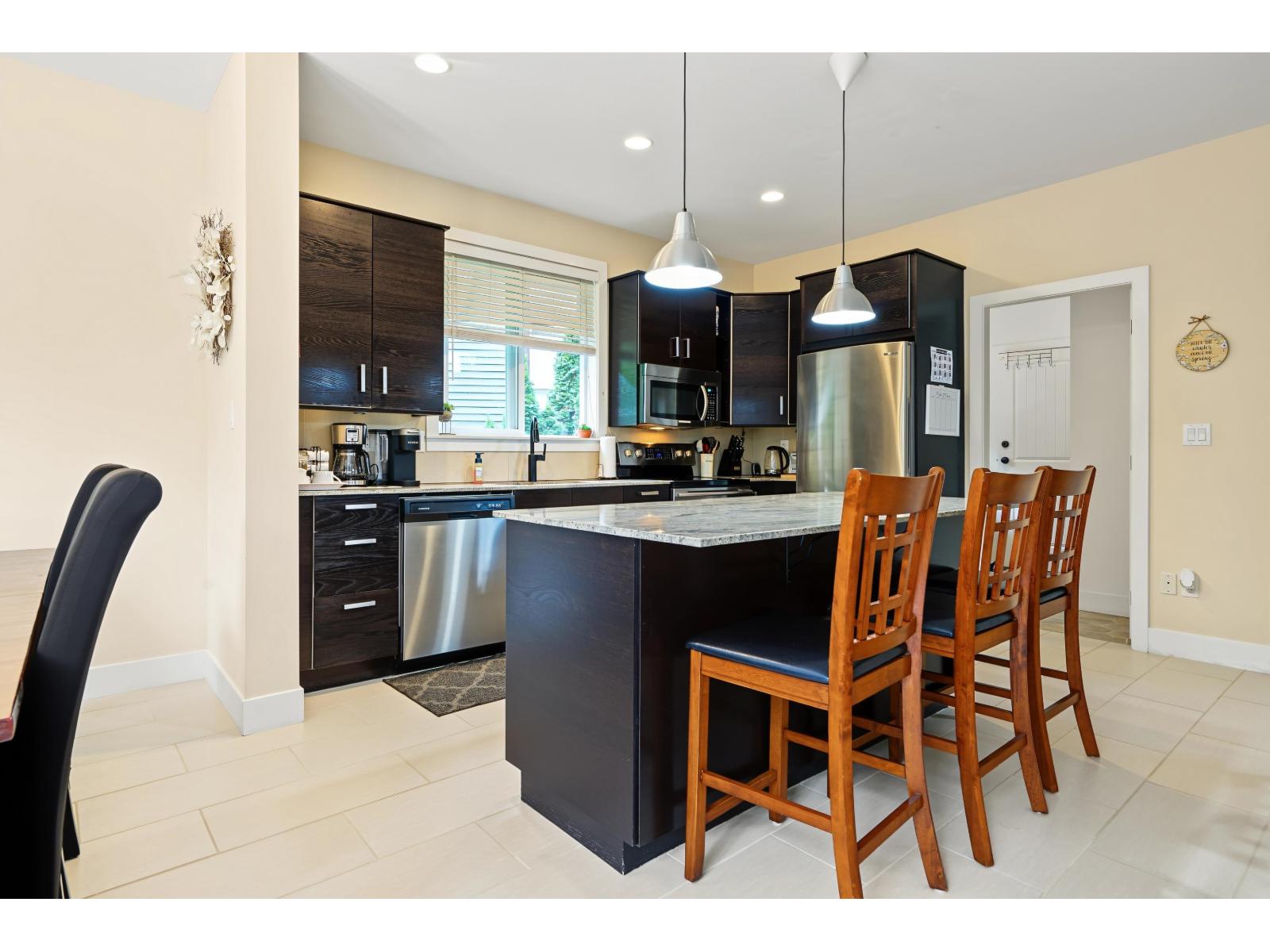 66074 Ogilview Drive Property Photo 9