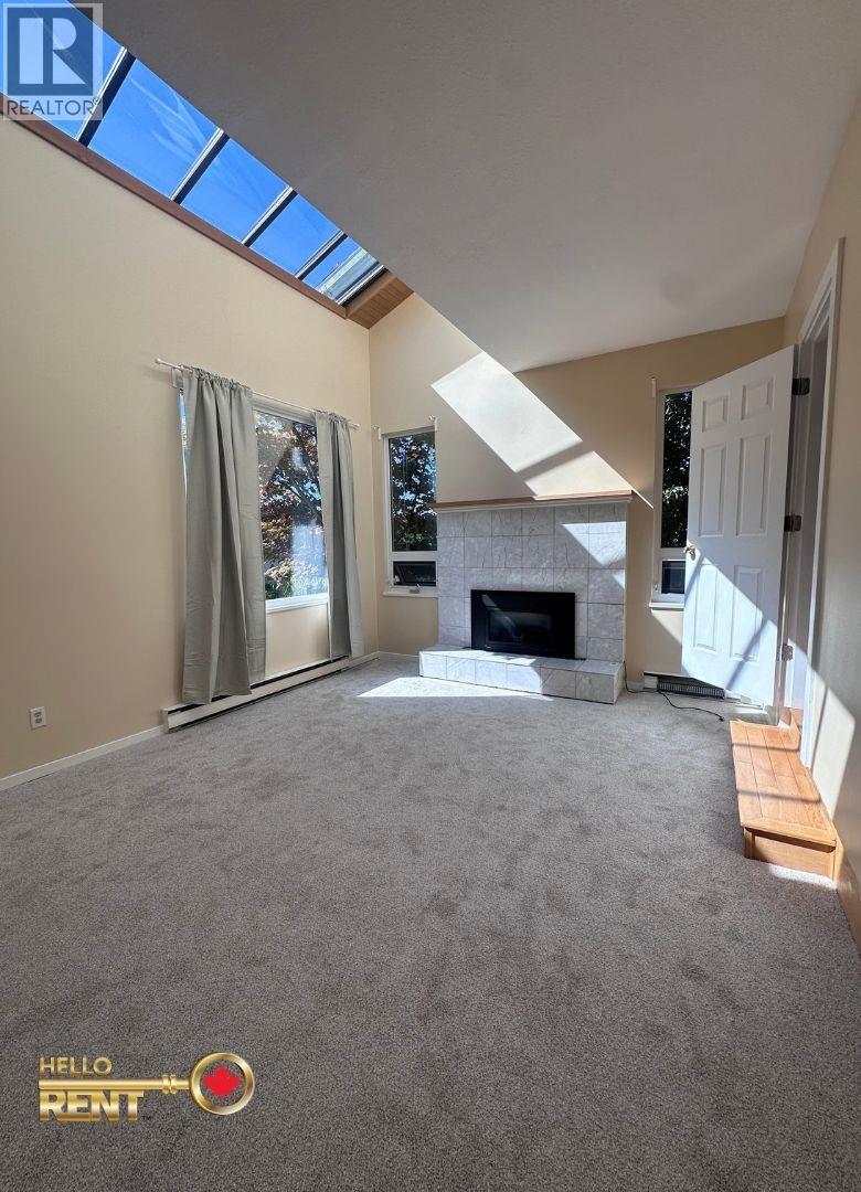 620 Mahon Avenue Property Photo 4