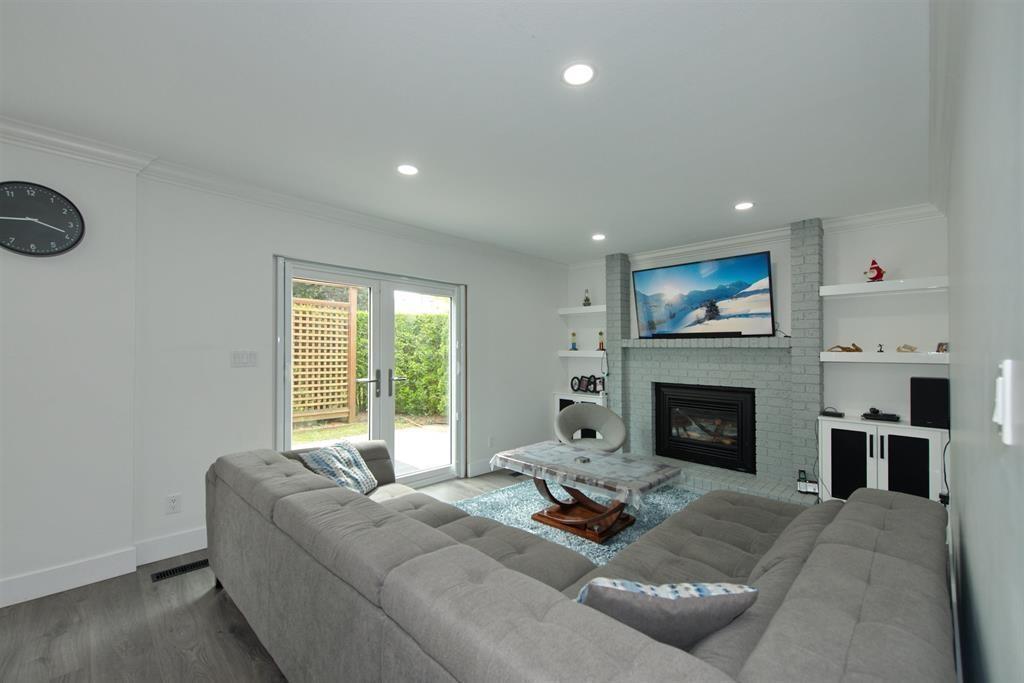6049 133a Street Property Photo 11