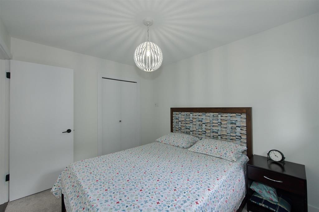 6049 133a Street Property Photo 21