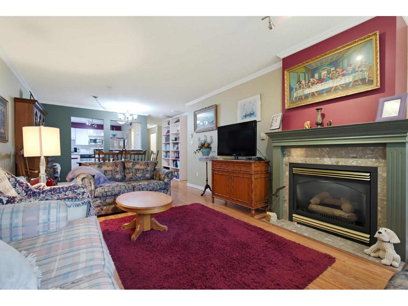 208 33280 E Bourquin Crescent Property Photo 19