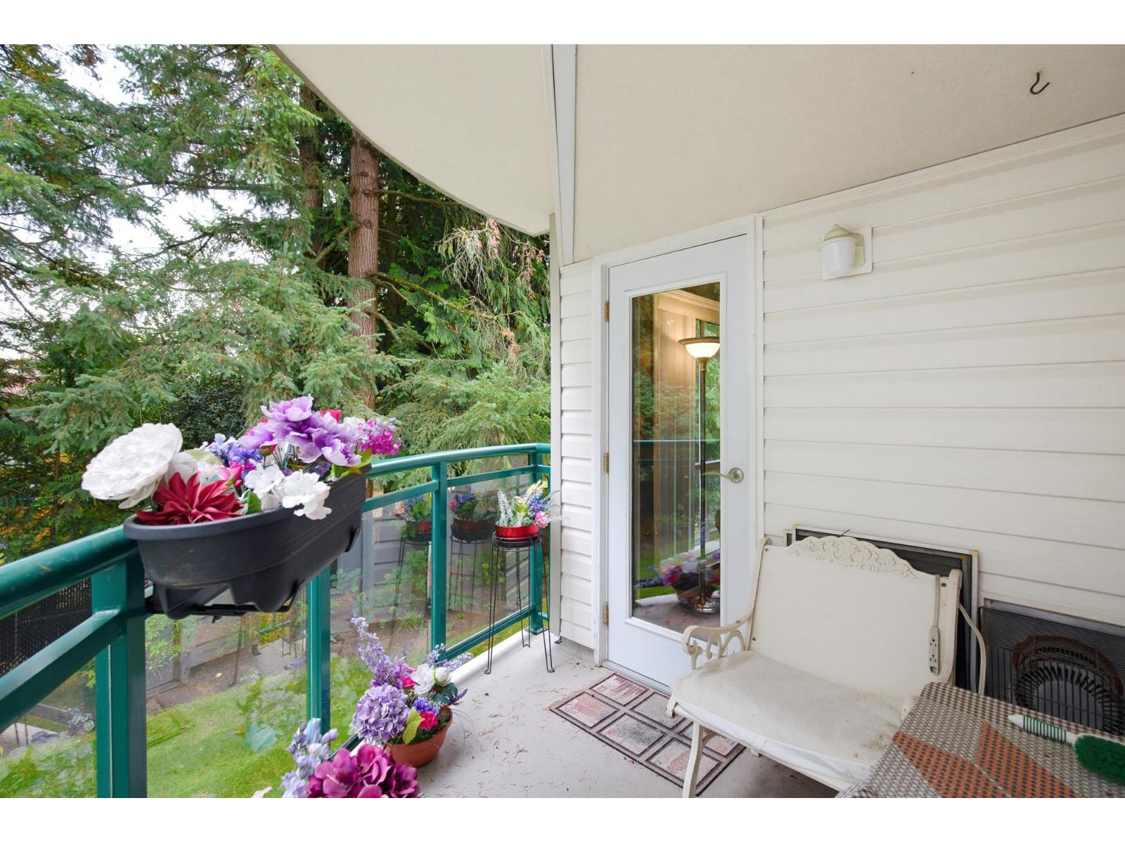 208 33280 E Bourquin Crescent Property Photo 30
