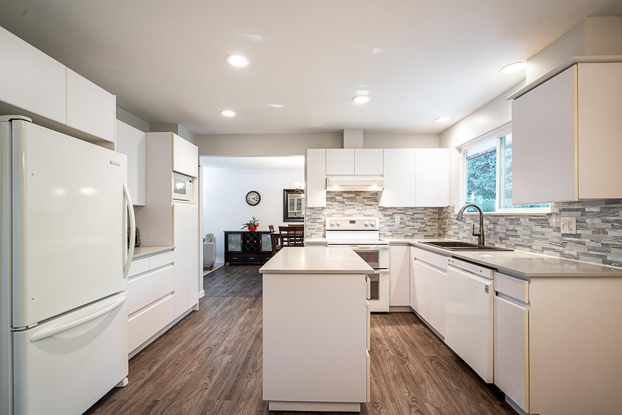 8771 Shepherd Way Property Photo 4