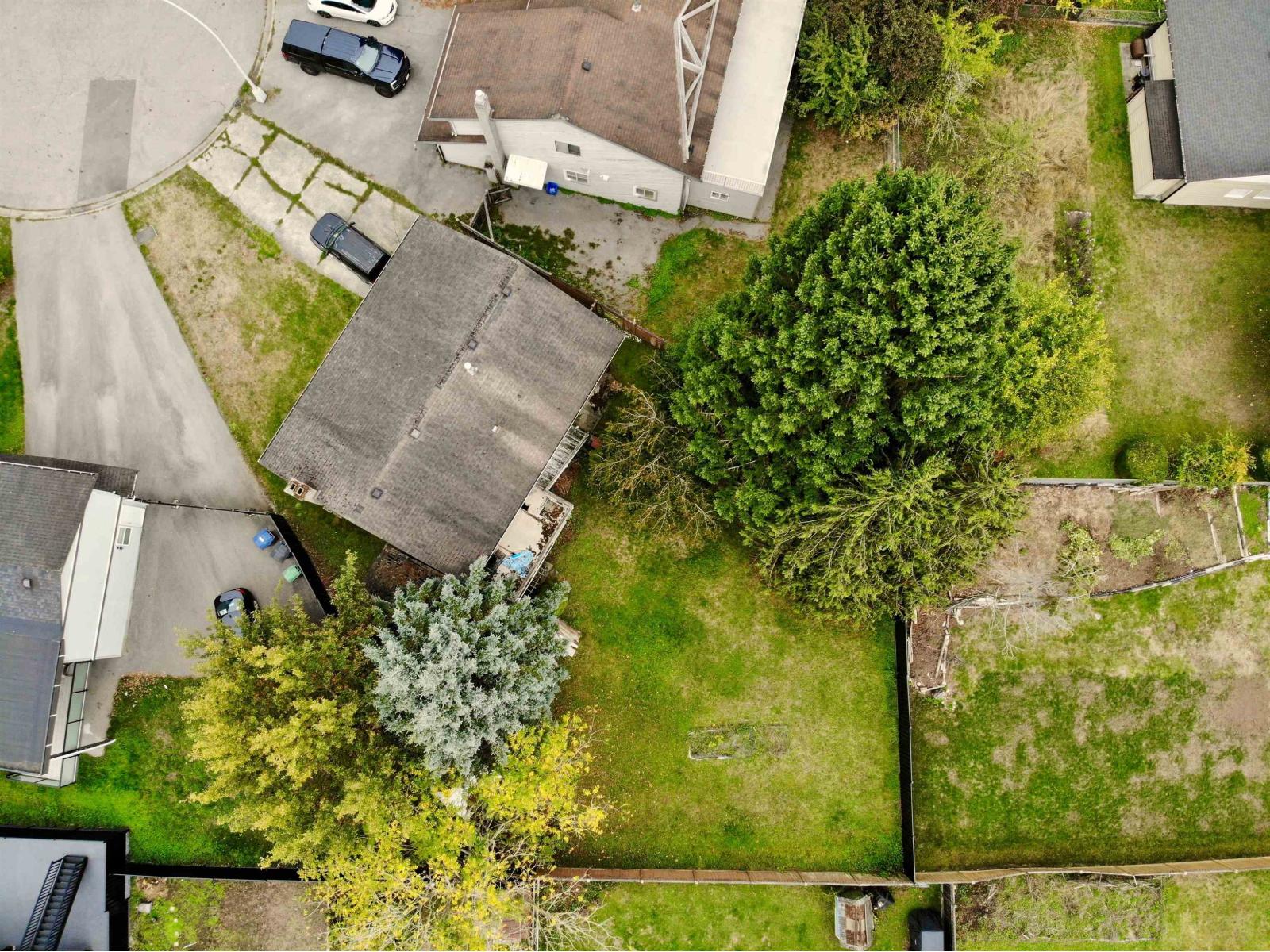 6728 134a Street Property Photo 3