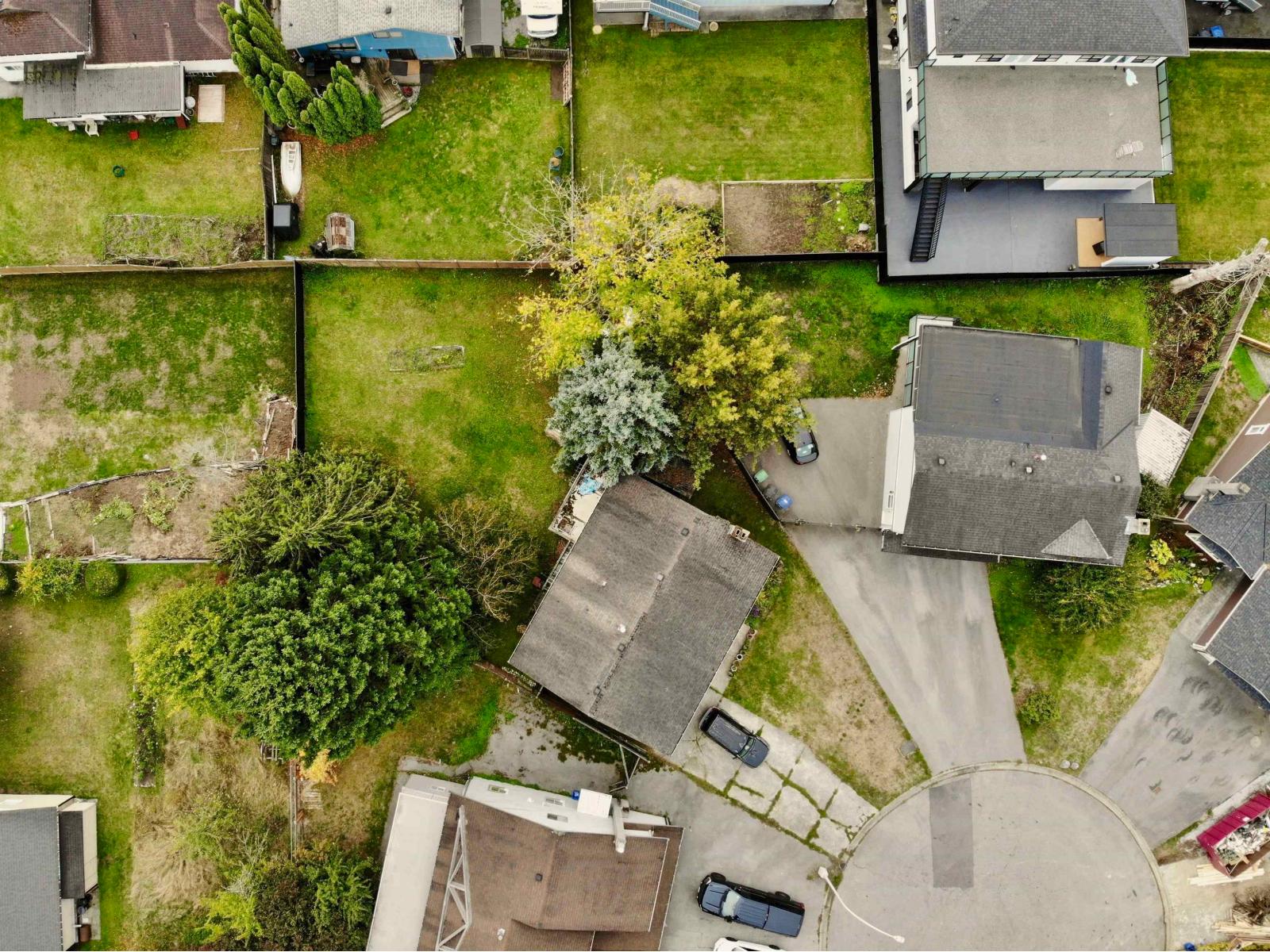 6728 134a Street Property Photo 6