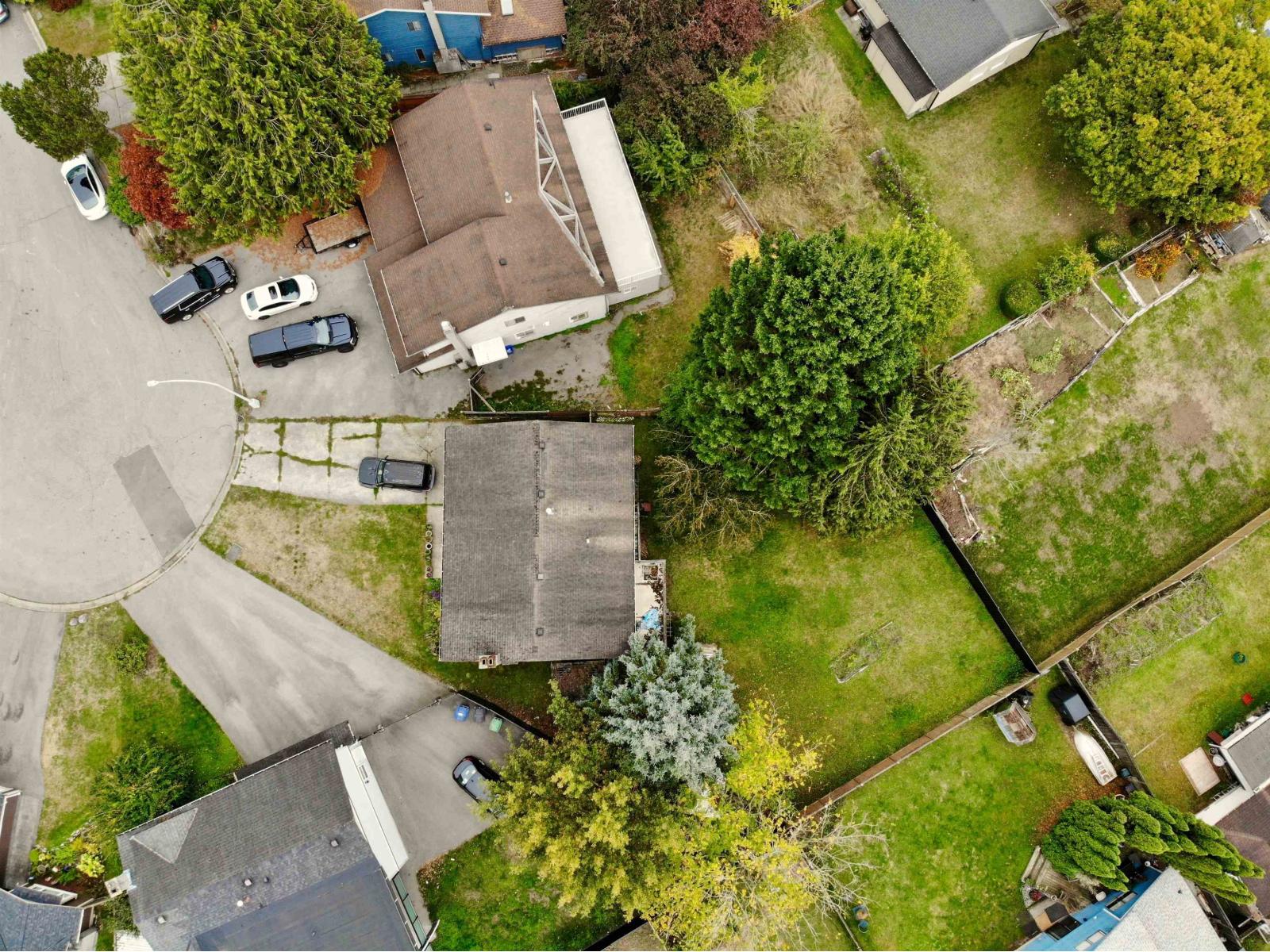 6728 134a Street Property Photo 7
