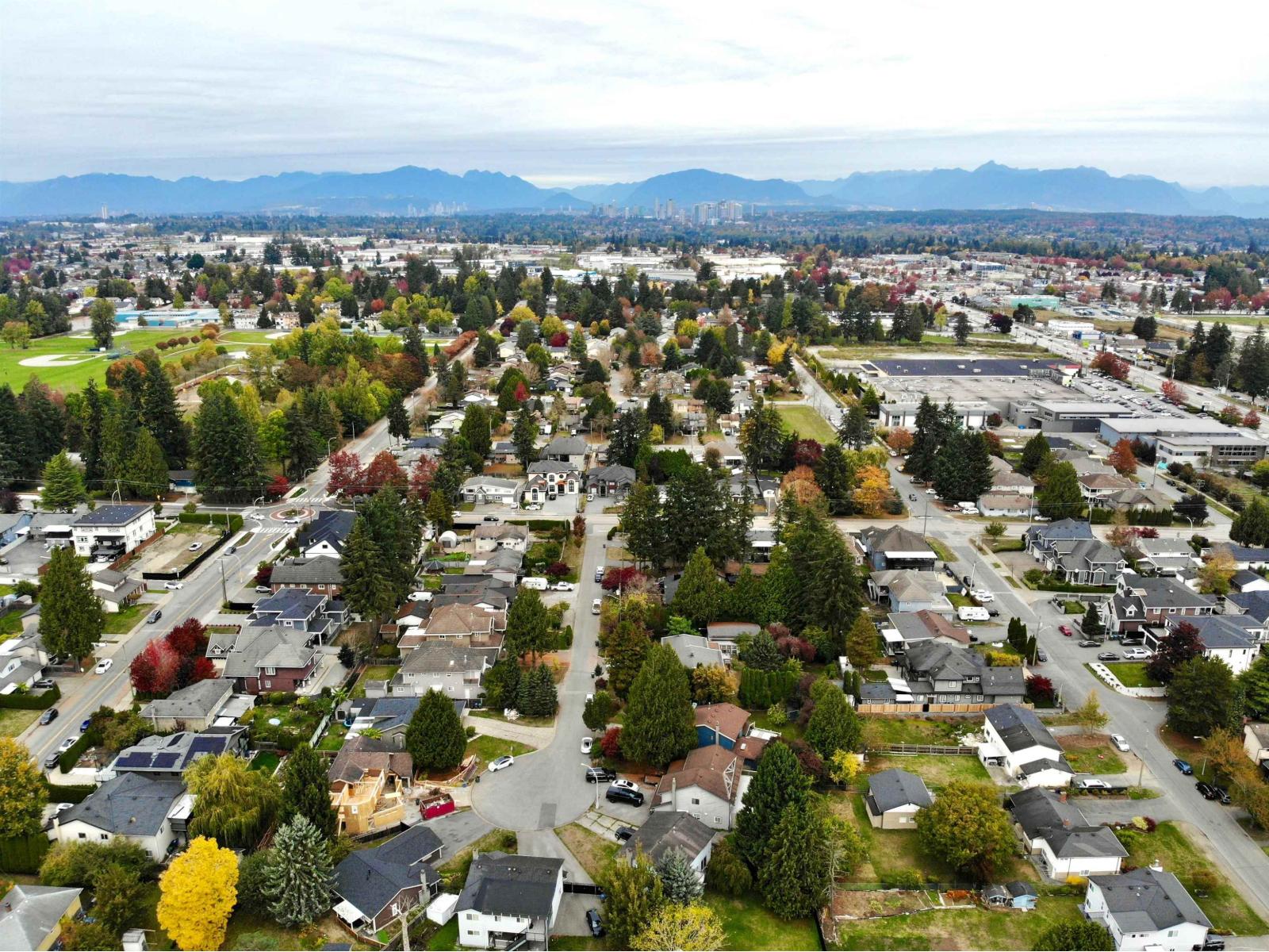 6728 134a Street Property Photo 13