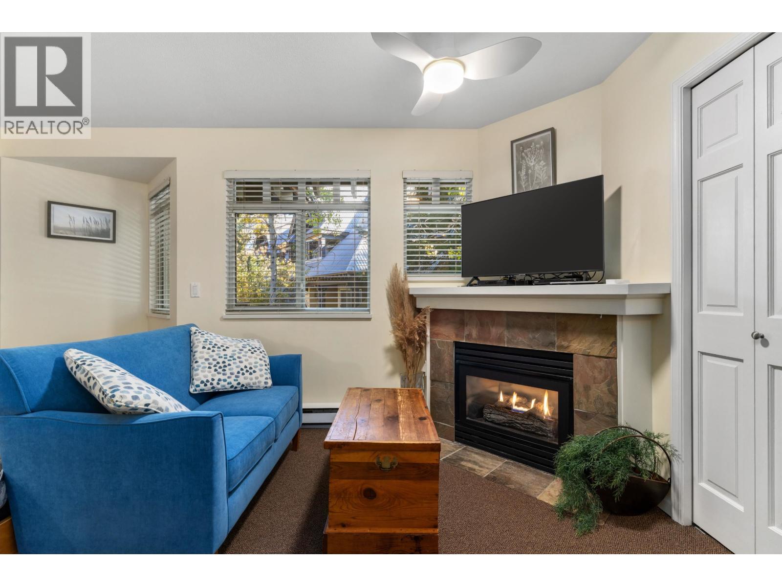 25 4335 Northlands Boulevard Property Photo 4