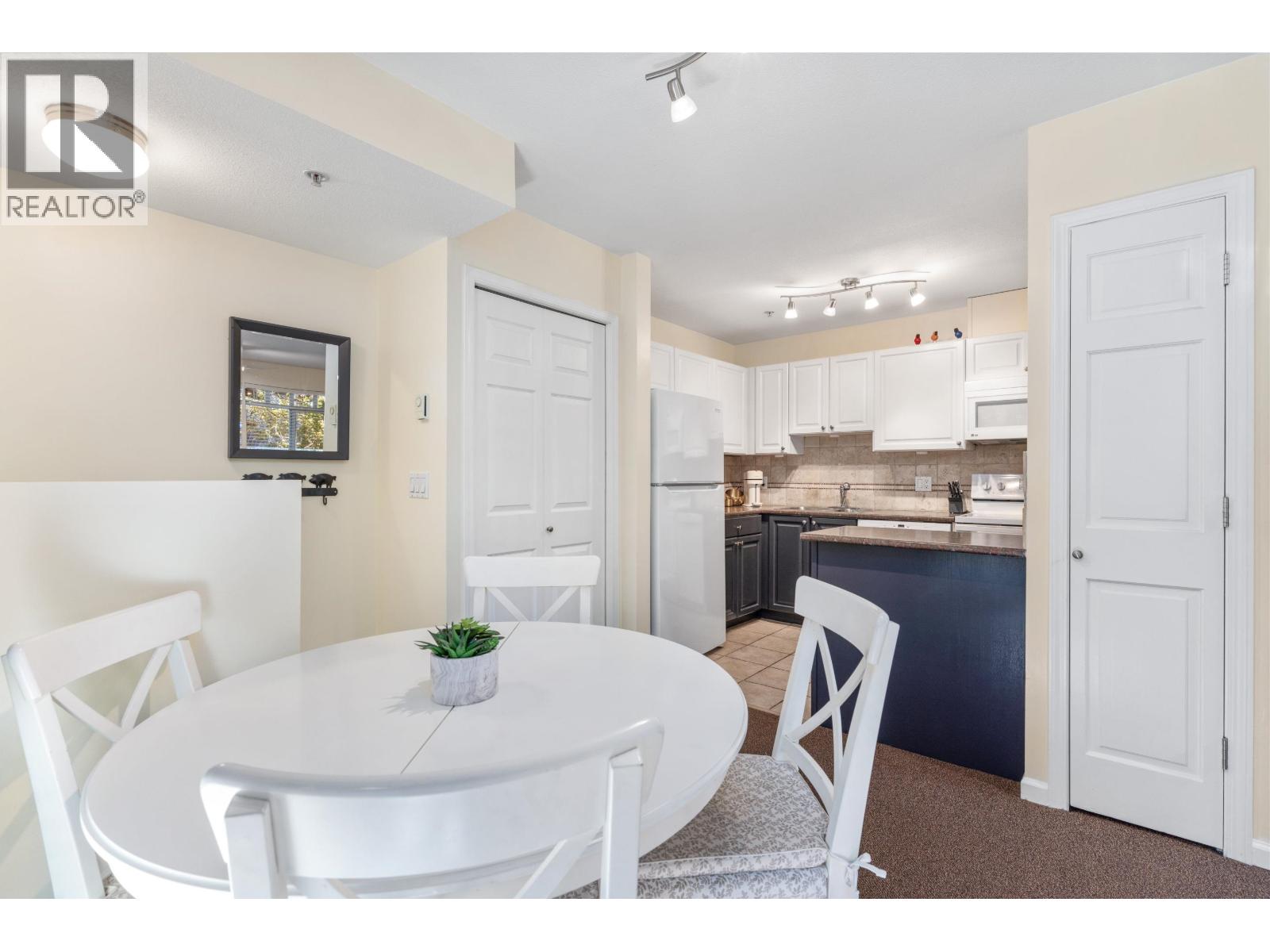 25 4335 Northlands Boulevard Property Photo 16