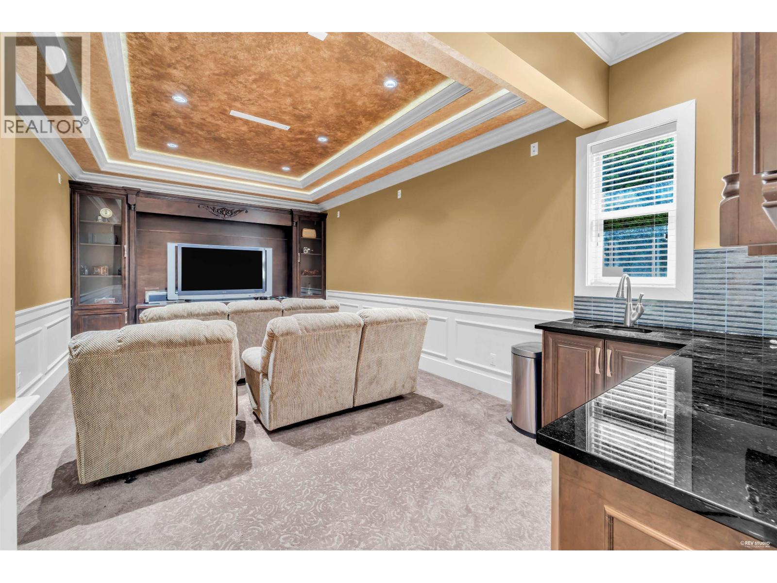 5628 Gibbons Drive Property Photo 16