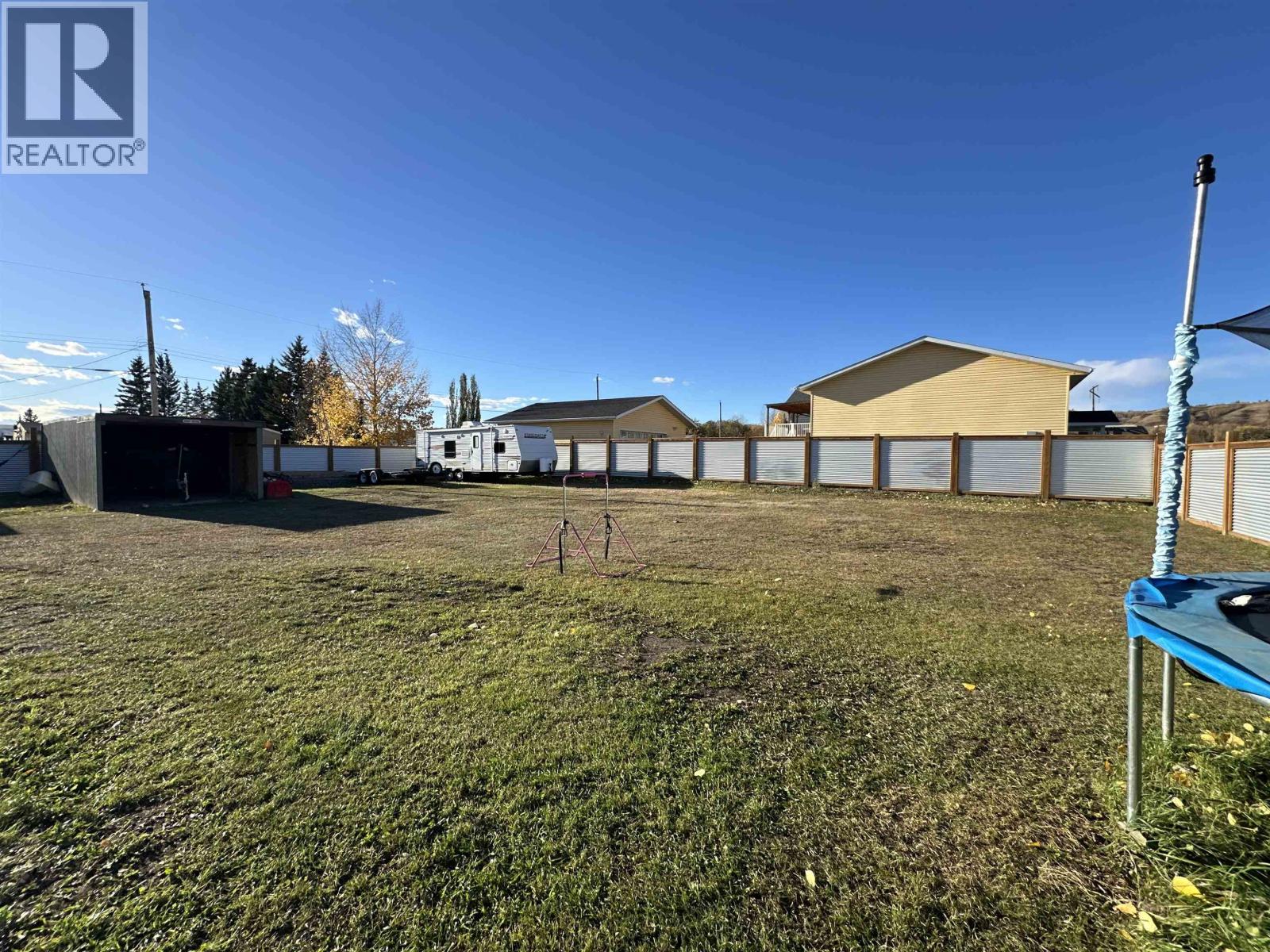10208 S 97 Street Property Photo 2
