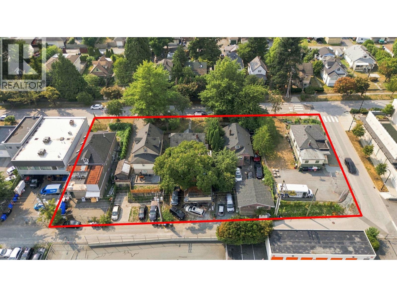 452 Rousseau Street Property Photo 6